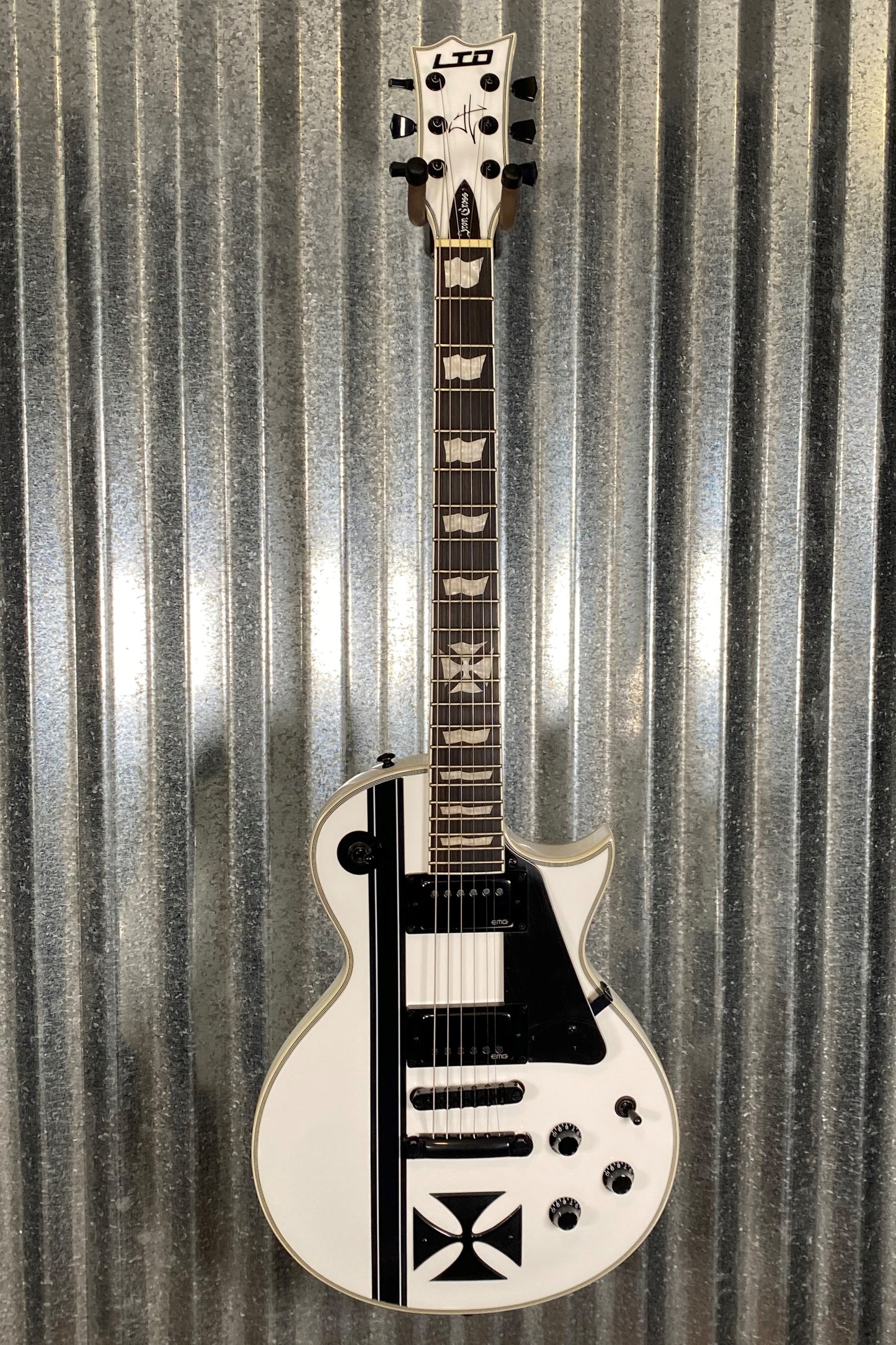 ESP LTD Iron Cross James Hetfield Snow White Guitar & Case LIRONCROSSSW #0462 Used
