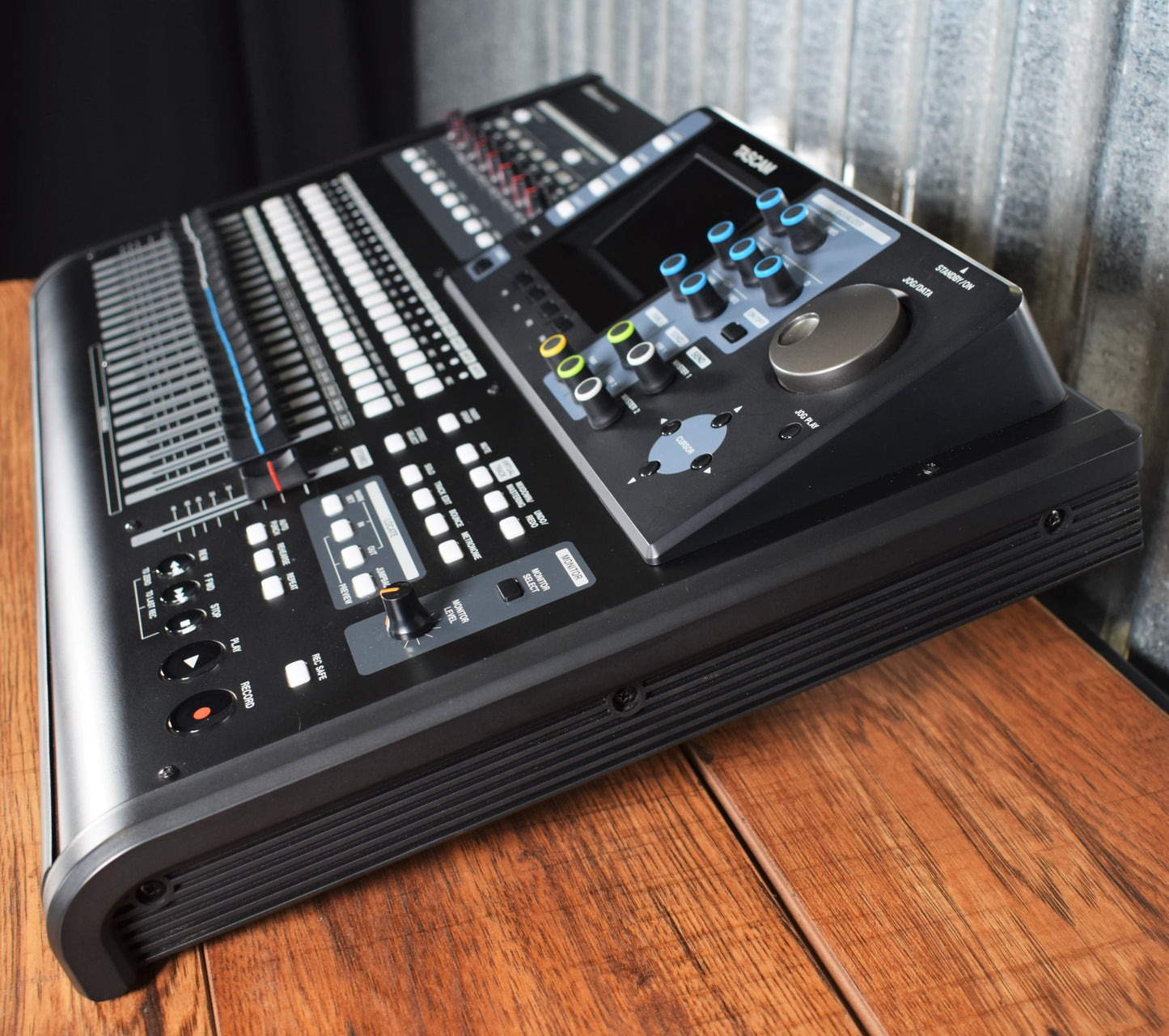 Tascam DP-32SD 32-track Digital Portastudio Recorder Used