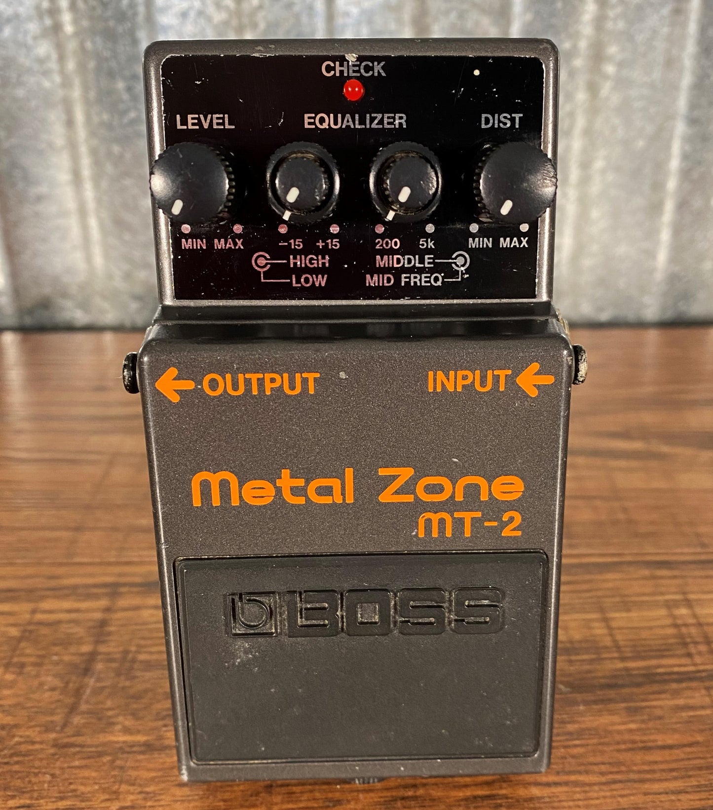 Boss MT-2 Metal Zone Distortion Guitar Effect Pedal Used
