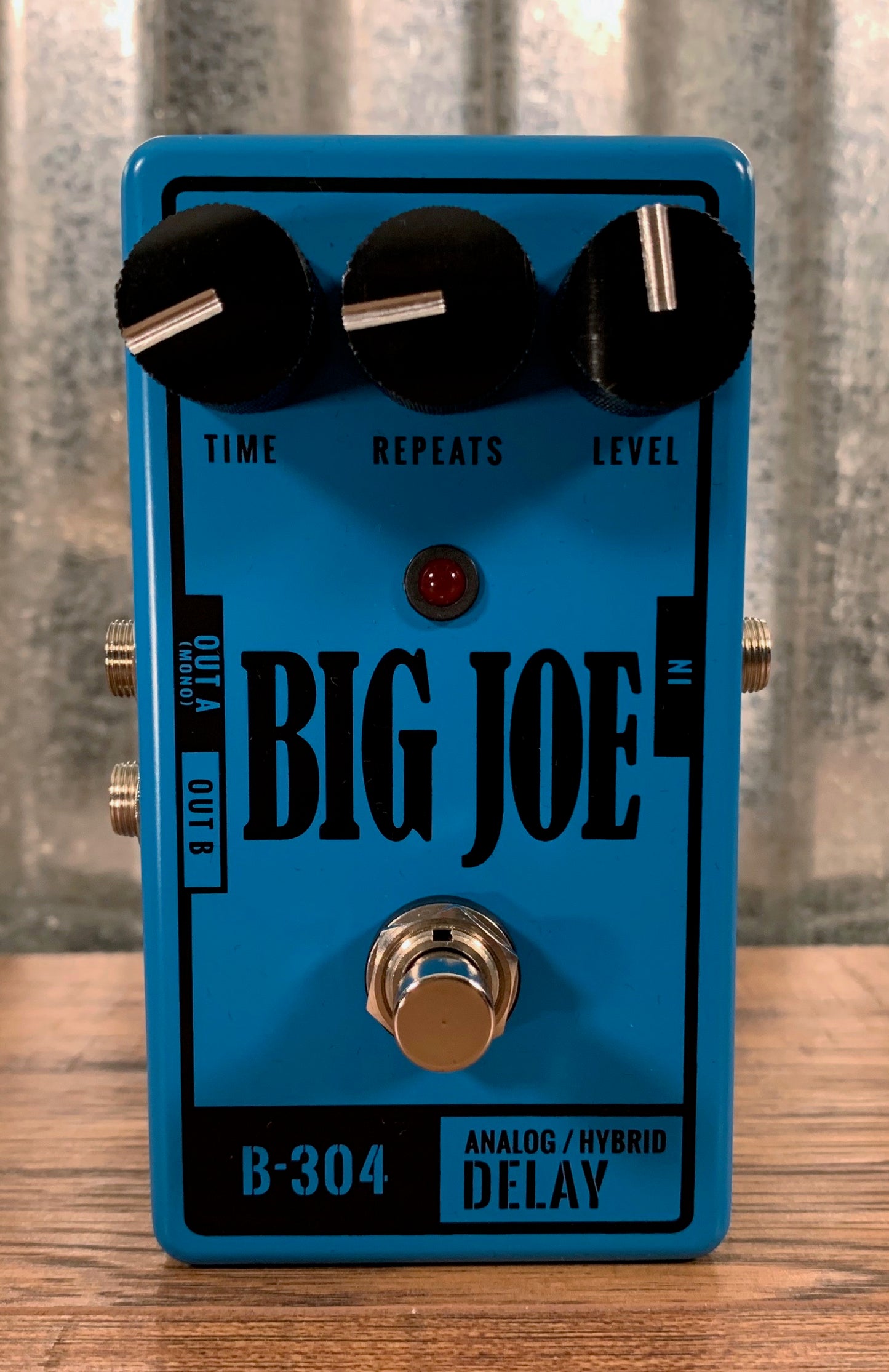 Big Joe Stomp Box Analog Delay B-304 Big Joe Series Delay Guitar Effects Pedal Demo