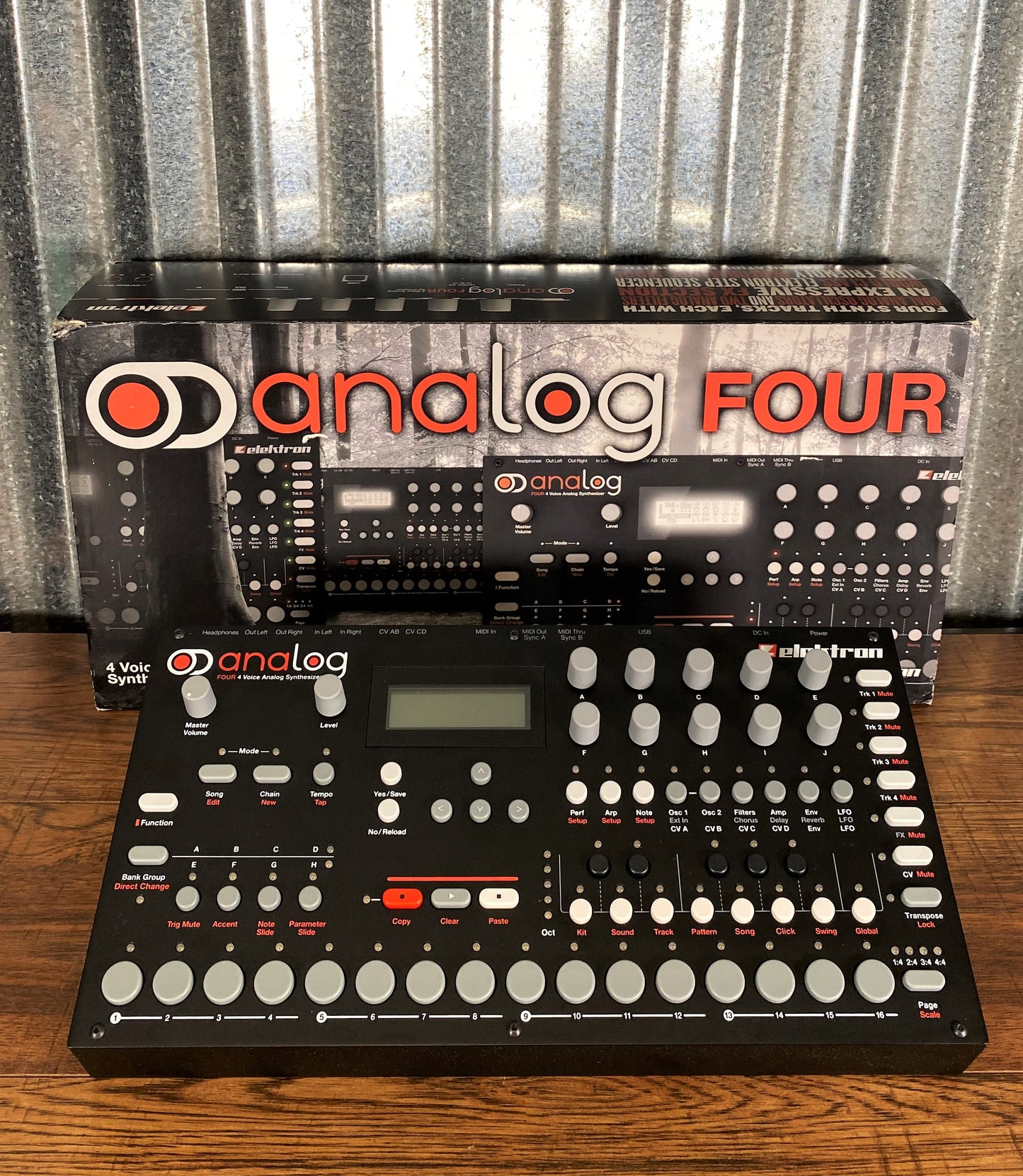 Elektron Analog Four 4 Voice Polyphonic Tabletop Synthesizer Used