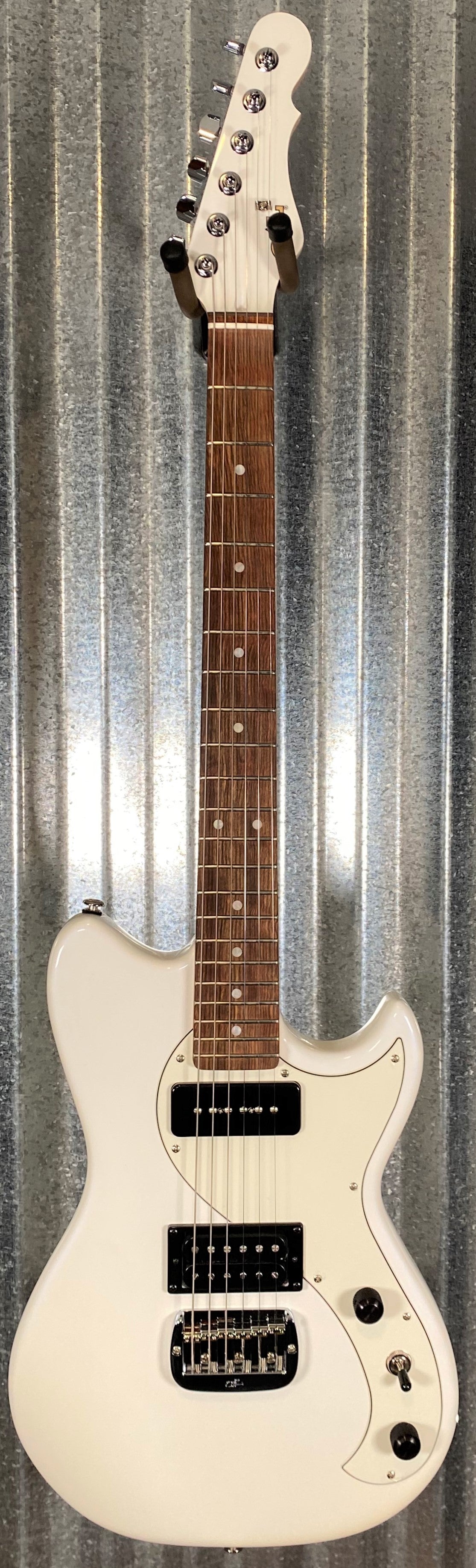 G&L USA Fallout Pearl White Solid Body Guitar & Case #5184 – Specialty  Traders