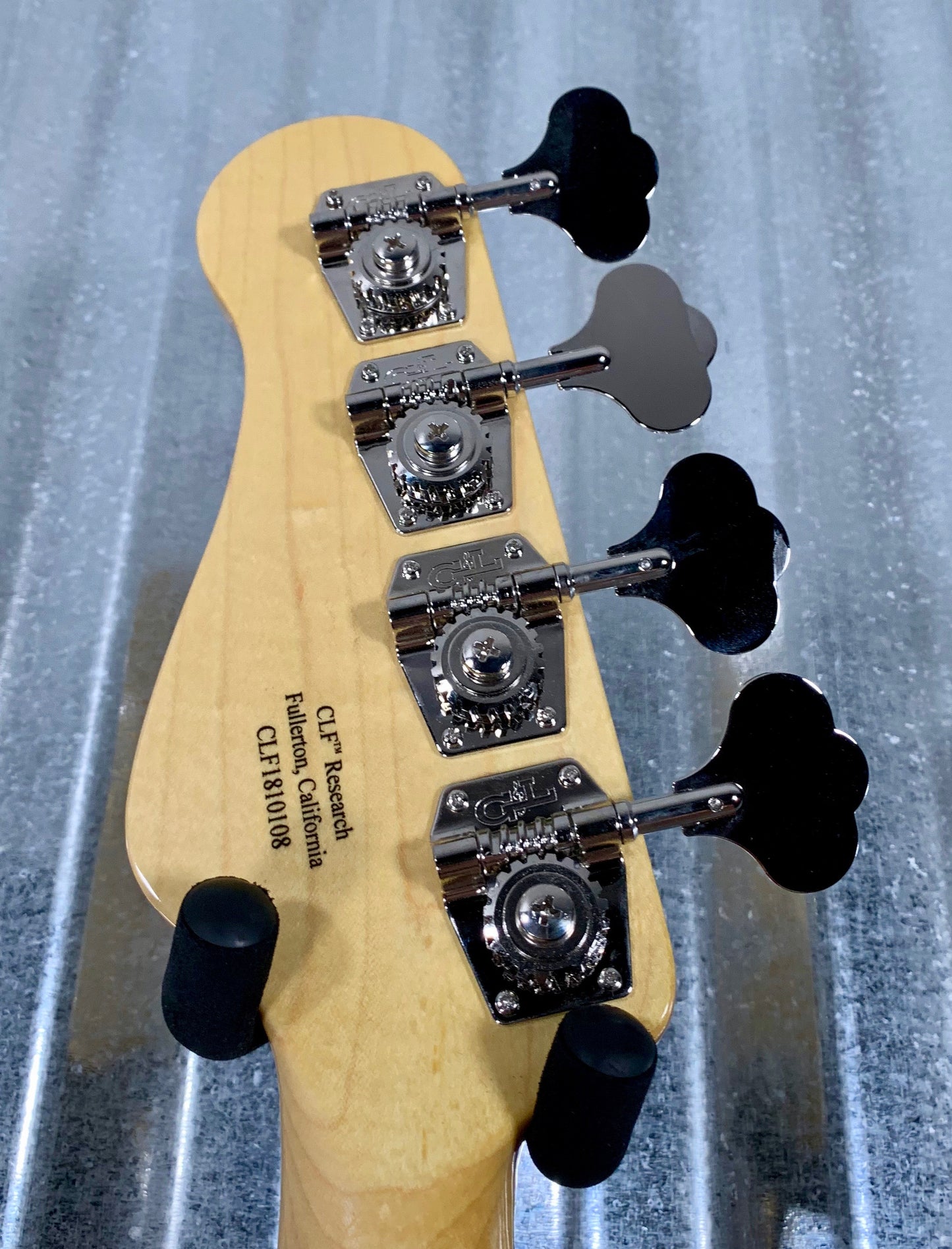 G&L USA CLF Research L2000 Pharaoh Gold 4 String Bass & Case L-2000 2018 #0108