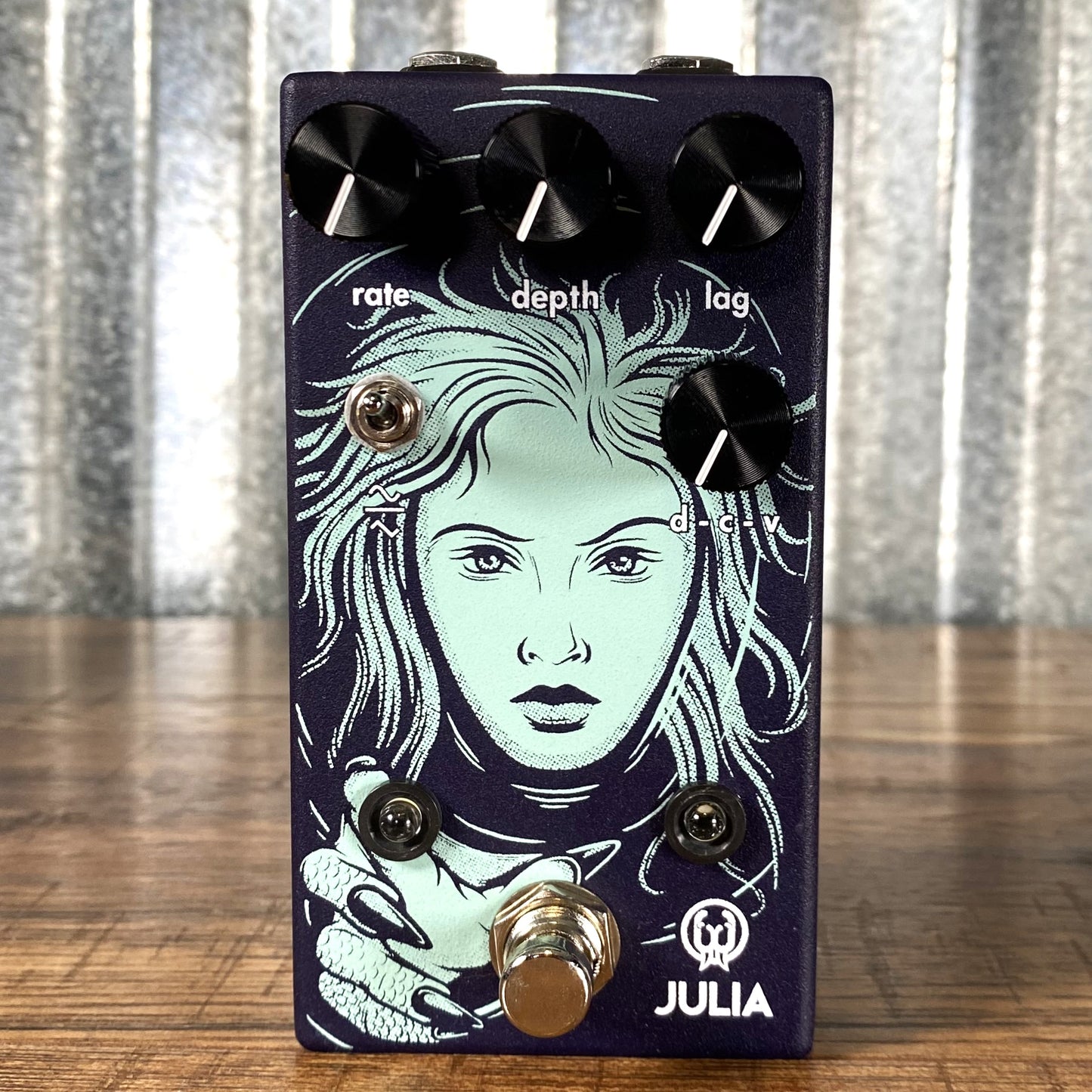 Walrus Audio Julia Analog Chorus Vibrato V2 Guitar Effect Pedal