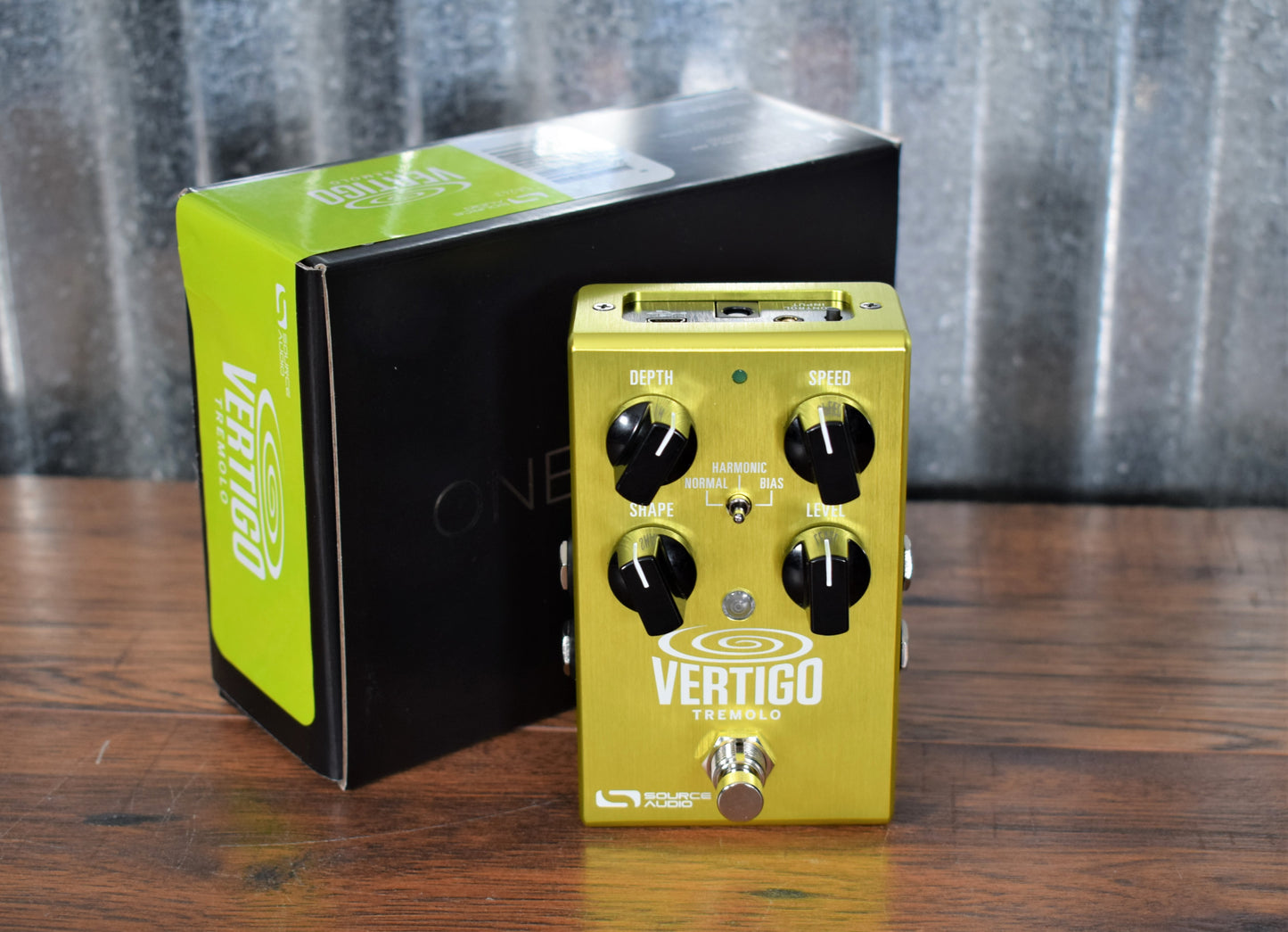 Source Audio SA243 One Series Vertigo Tremolo Guitar Effects Pedal