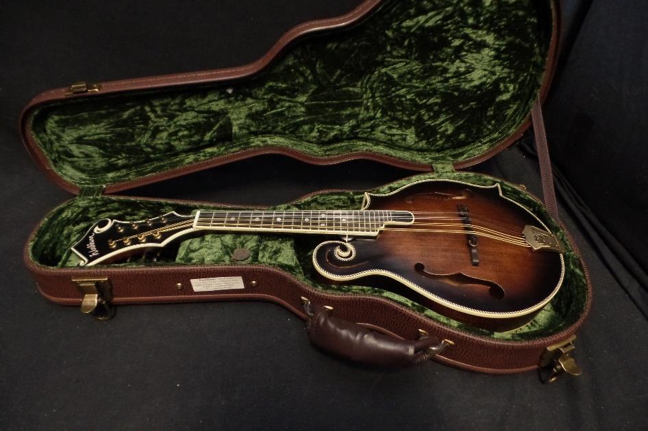 Washburn M118SWK Vintage Series Mandolin & Case #0021