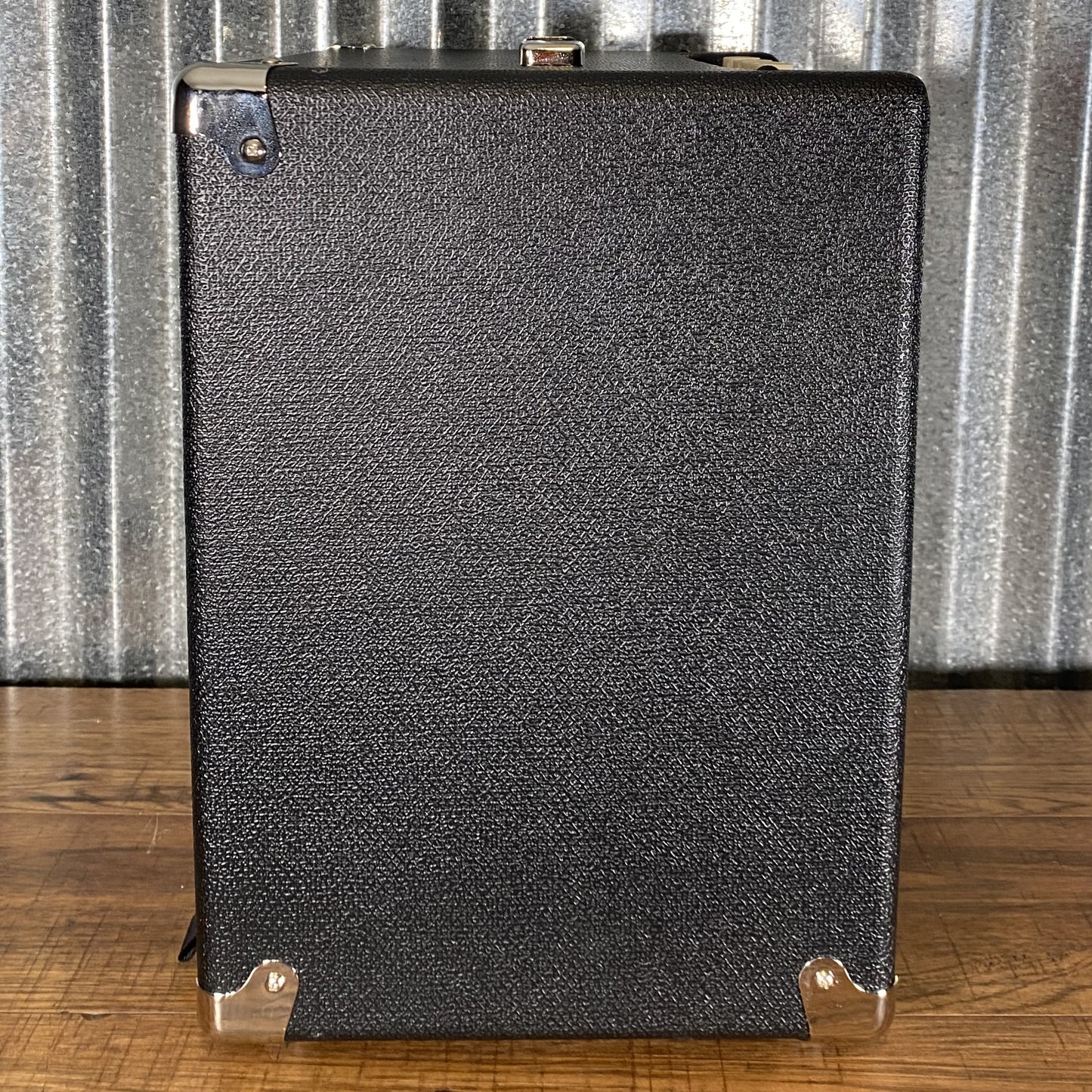 Fender Rumble 25 Watt 1x8" Bass Amplifier Combo Used