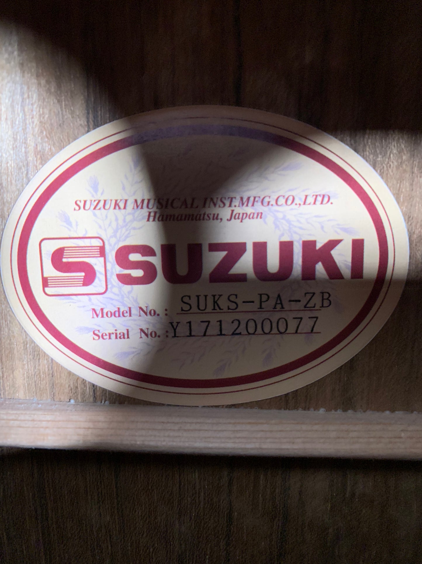 Suzuki SUKS-PA-ZB 21" Soprano Pineapple Ukulele Zebrawood & Bag