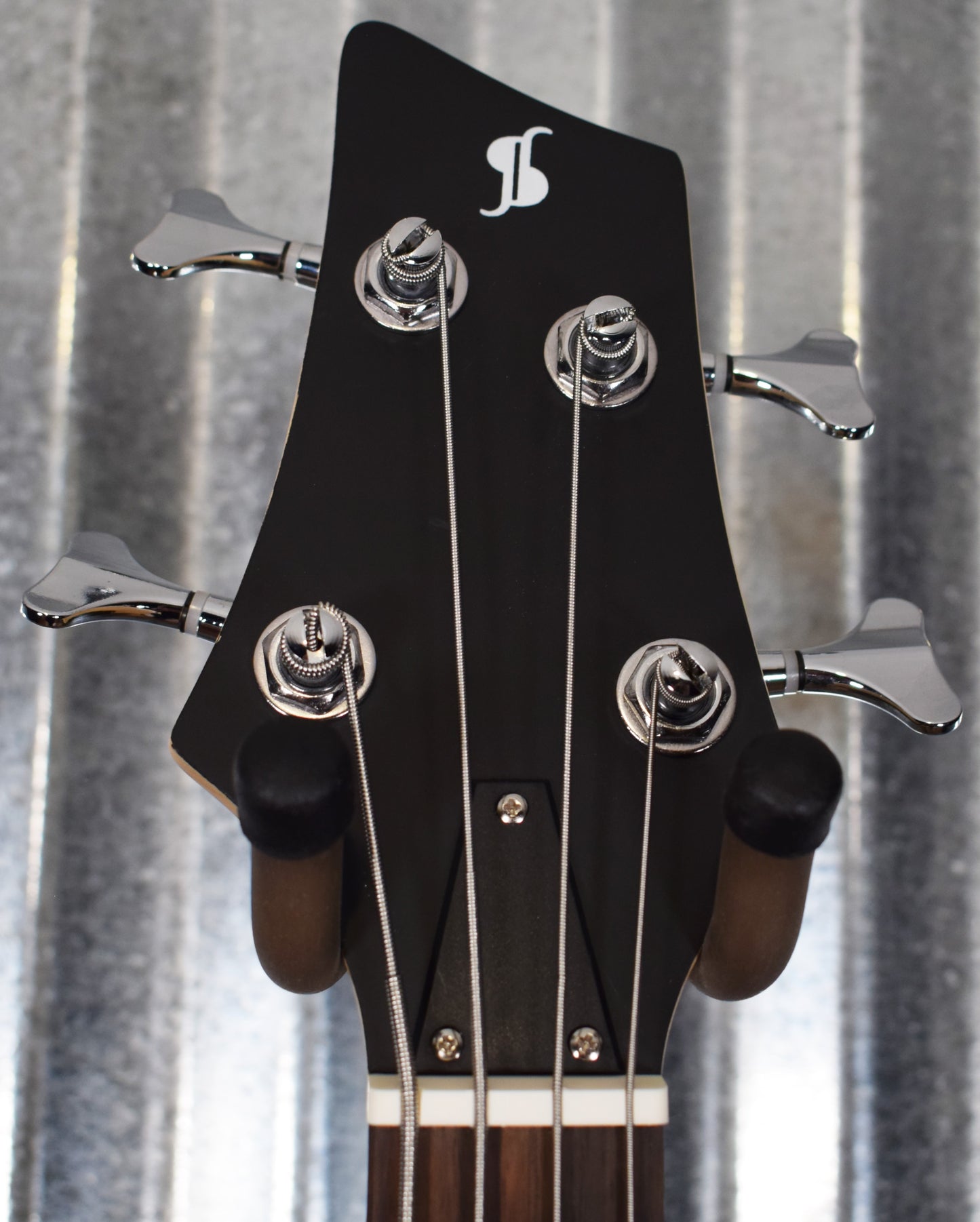 Stagg SBF-40 Fusion 40 Satin Black Bass & Case Demo