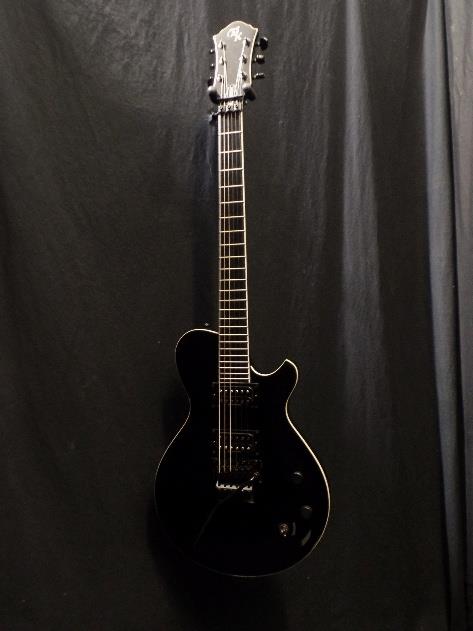 Michael Kelly MKPMTBLK Patriot Magnum Tremolo Guitar Black Blem #1253