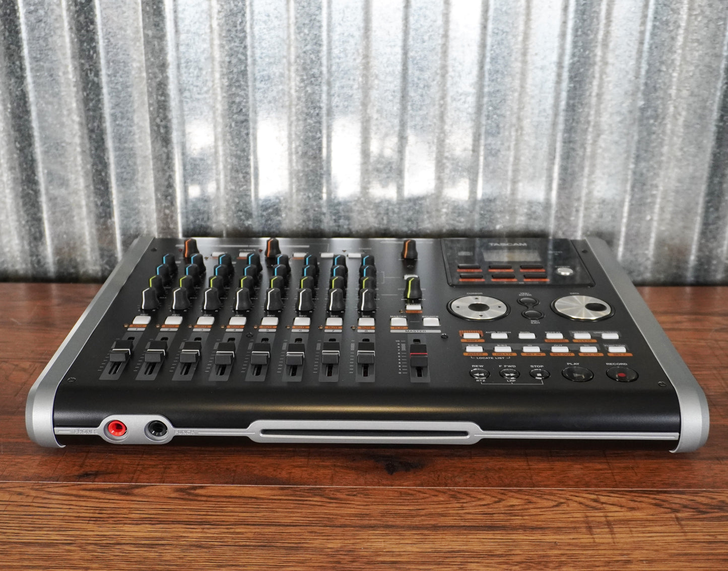 Tascam DP-02 8-Track Digital Portastudio with Effects Used