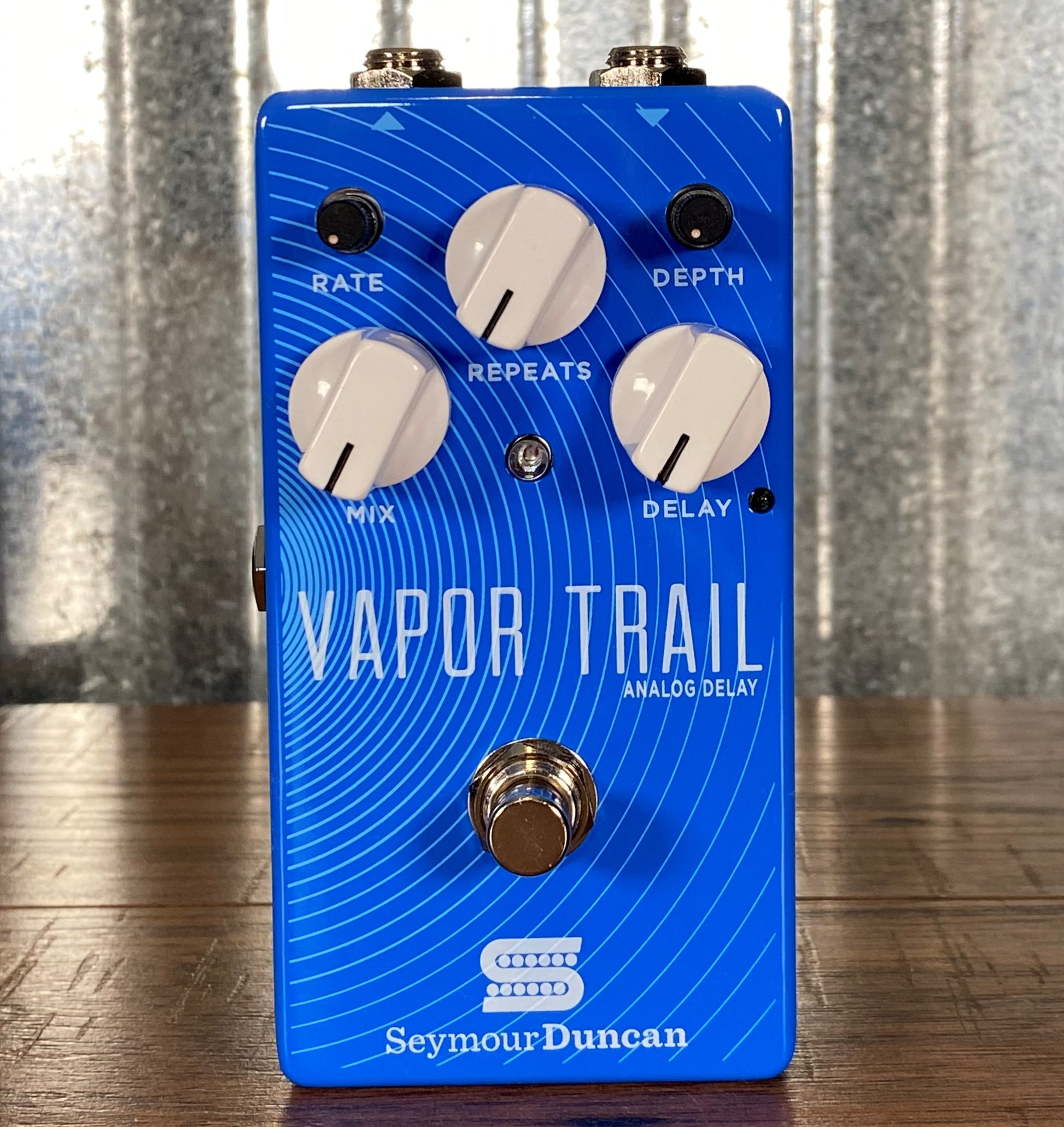 seymour duncan delay pedal Seymour Duncan Vapor Trail Analog Delay Guitar Effect Pedal – Specialty Traders