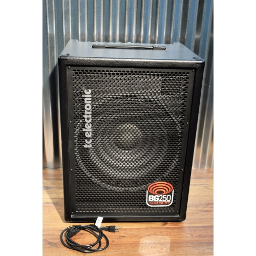 TC Electronic BG250-115 250 Watt 1 x 15" Tone Print Bass Combo Amplifier Used