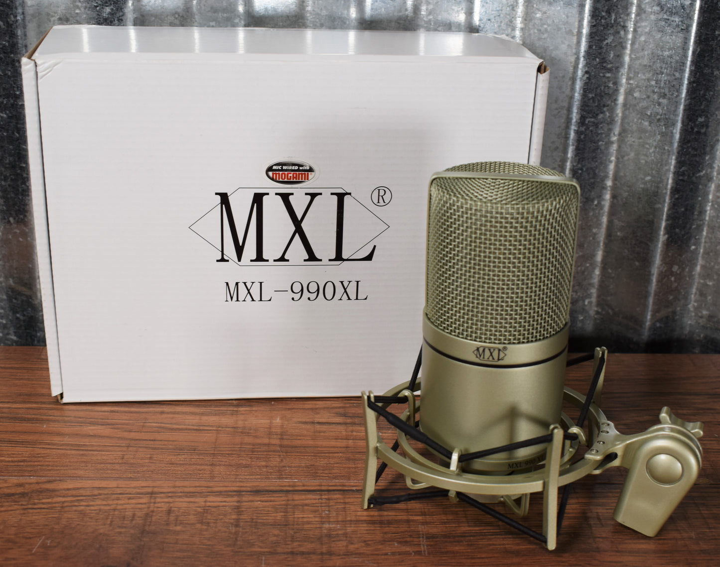 MXL 990XL Vocal Cardioid Condenser Recording Microphone & Shockmout