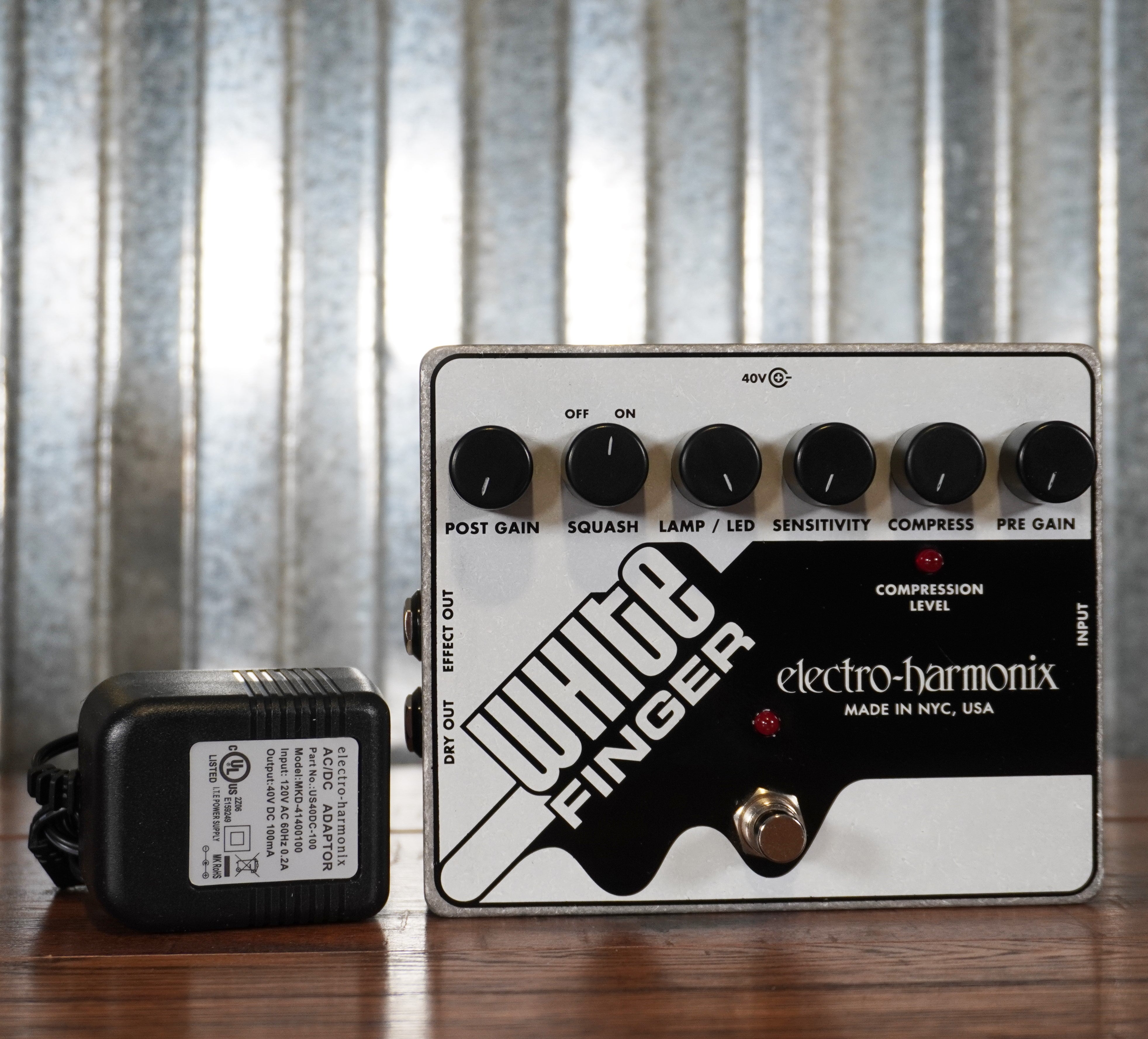 Electro-Harmonix EHX White Finger Analog Optical Compressor Guitar Effect  Pedal