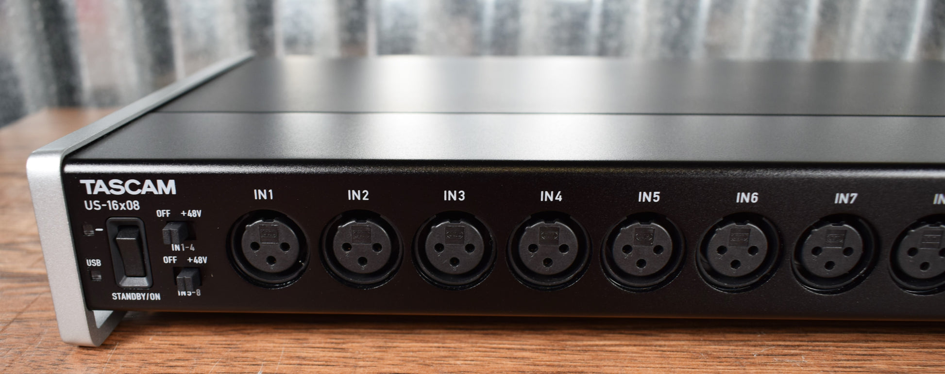 Tascam US-16x08  Interface Audio/MIDI USB (16 entrées, 8 sorties)