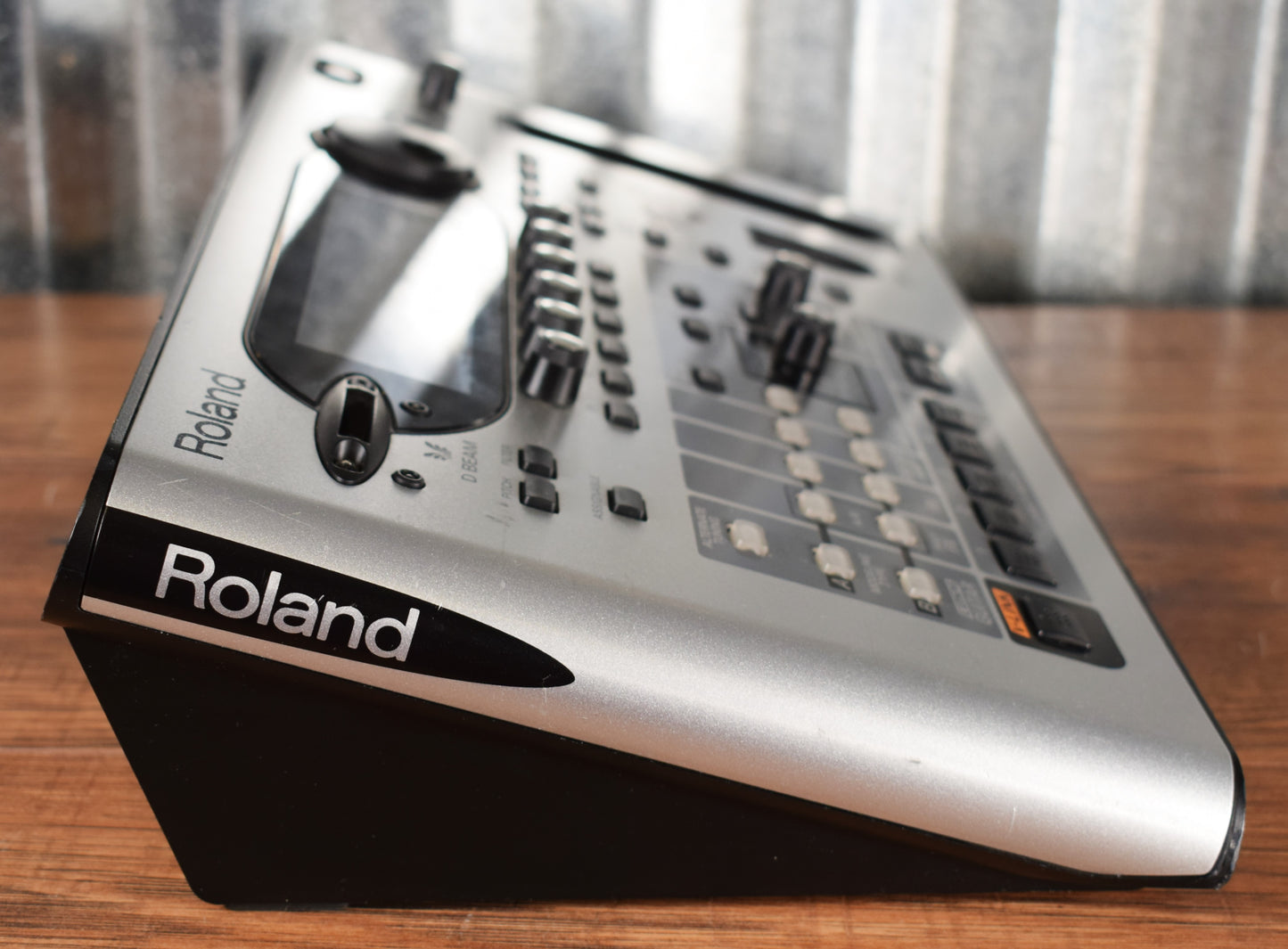 Roland VG-99 Guitar Effect Modeling System Used