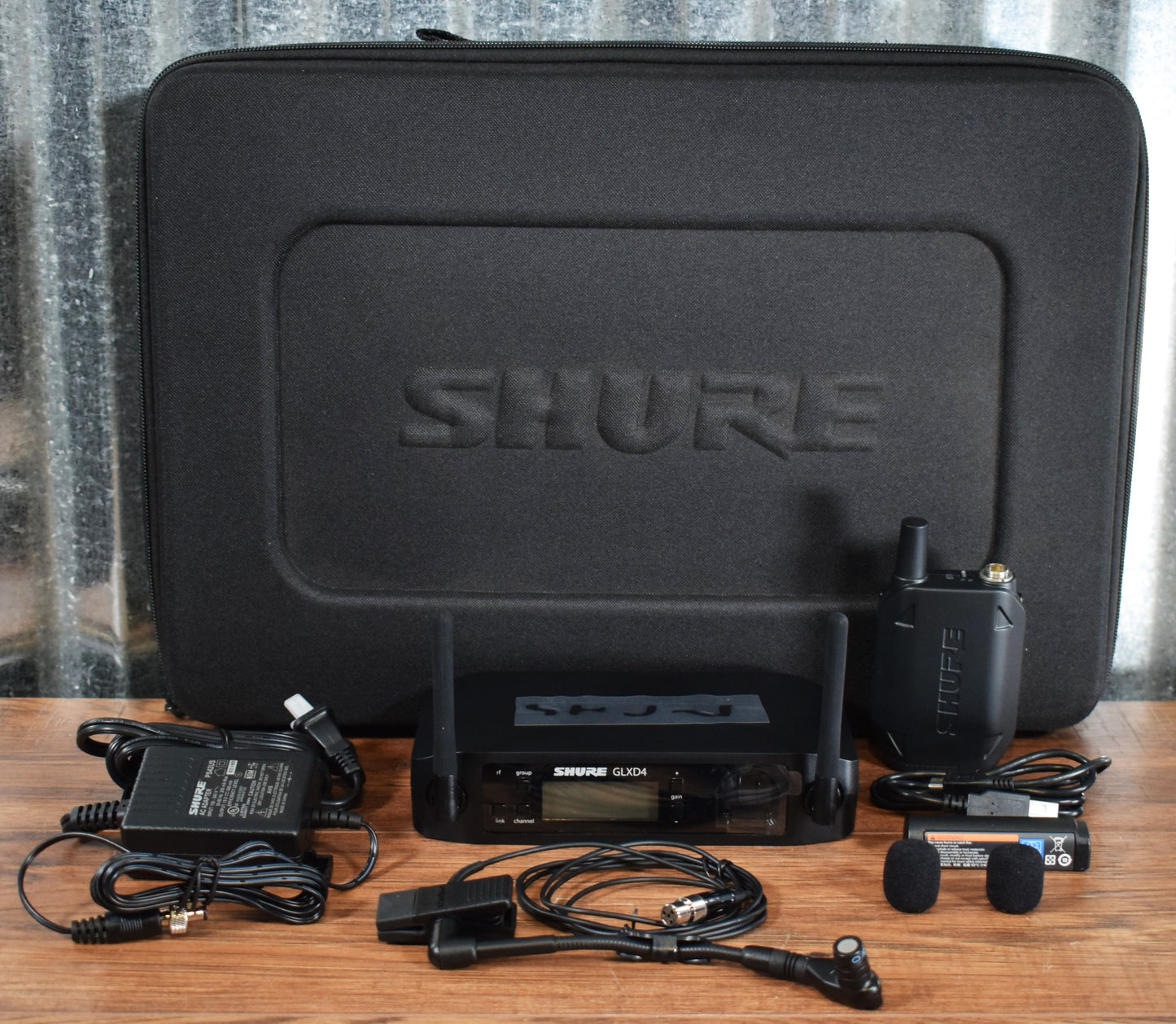 Shure GLXD14-B98-Z2 Digital Wireless Instrument System with Beta 98H-C Clip-on Gooseneck Microphone Demo