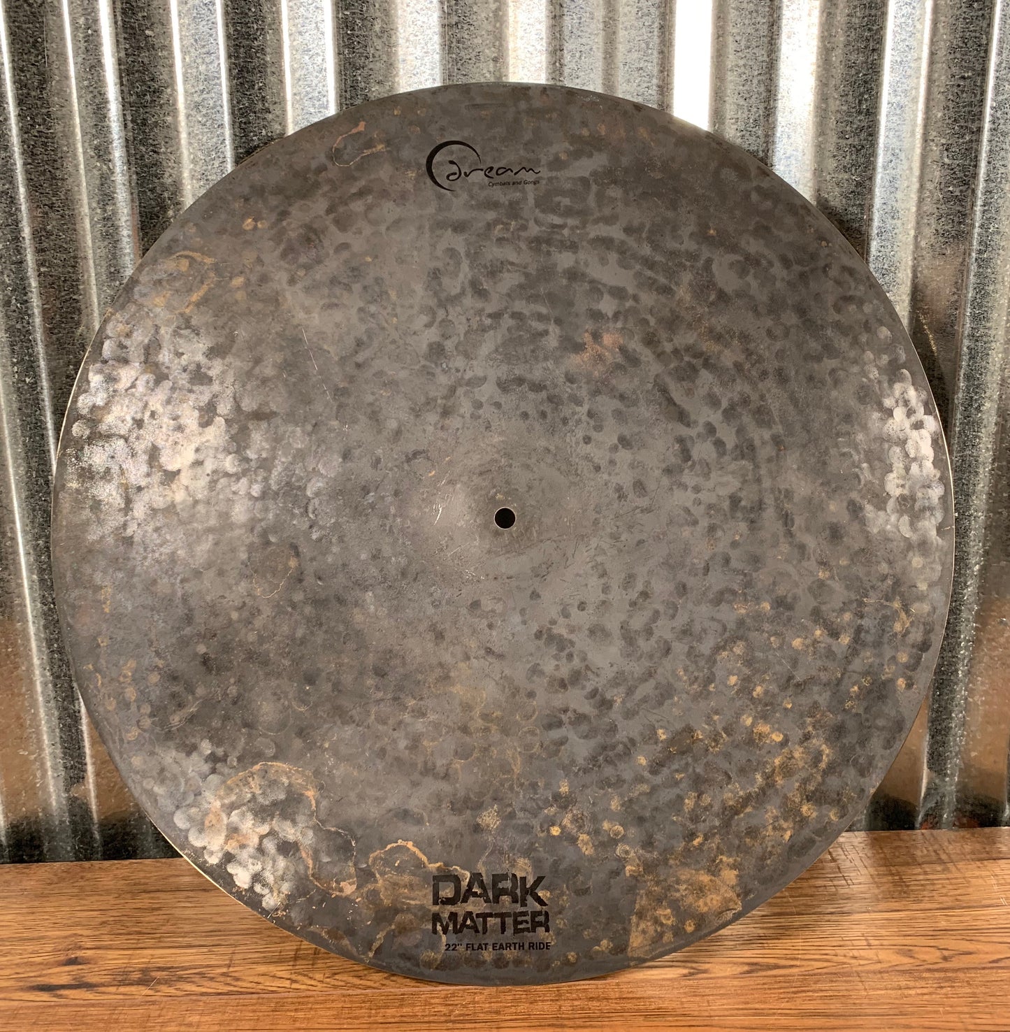 Dream Cymbals DMFE22 Dark Matter Hand Forged & Hammered  22" Flat Earth Ride Demo