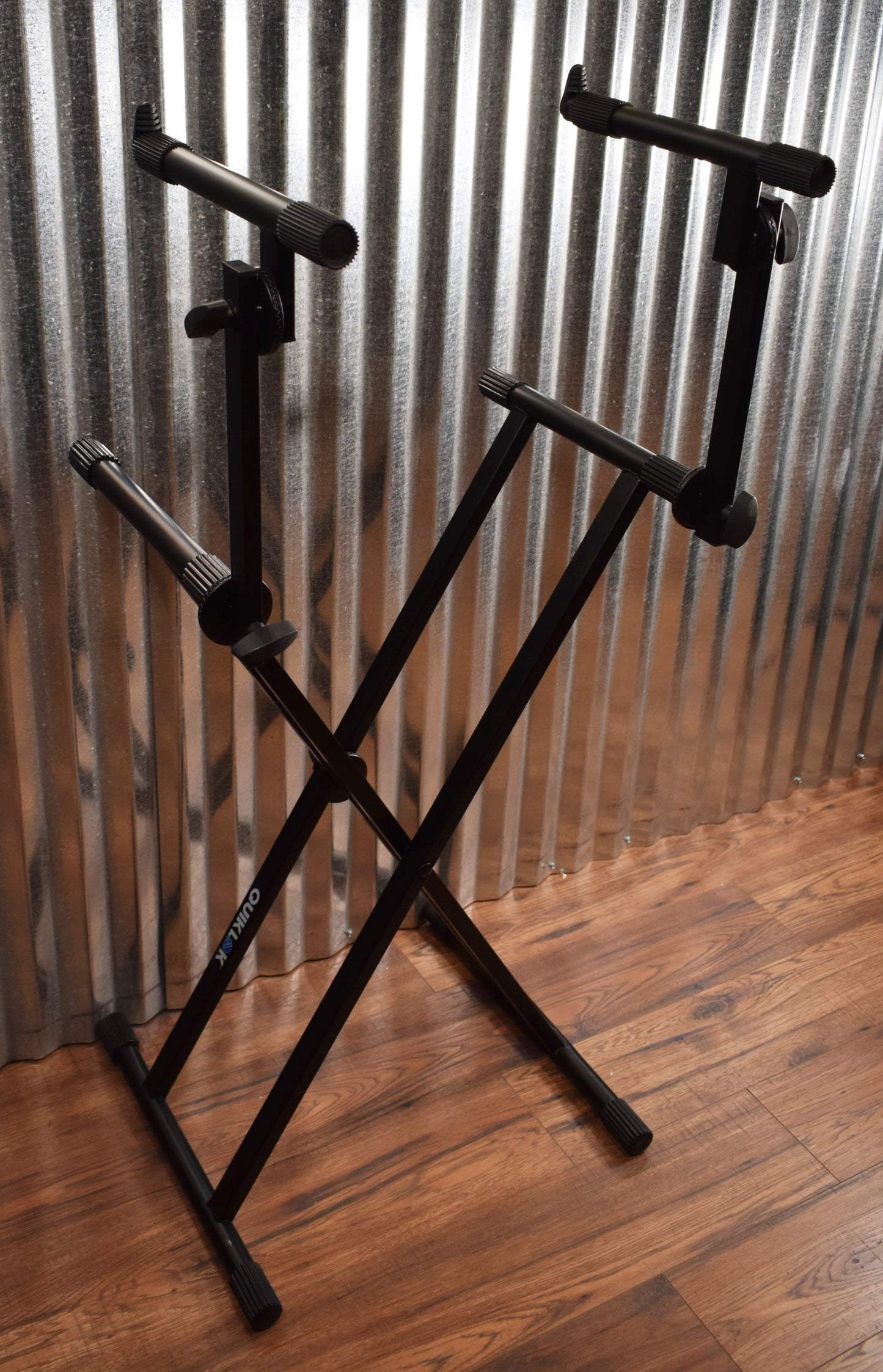 Quicklok T-22 Double Braced Two Tier Adjustable Keyboard Stand Used