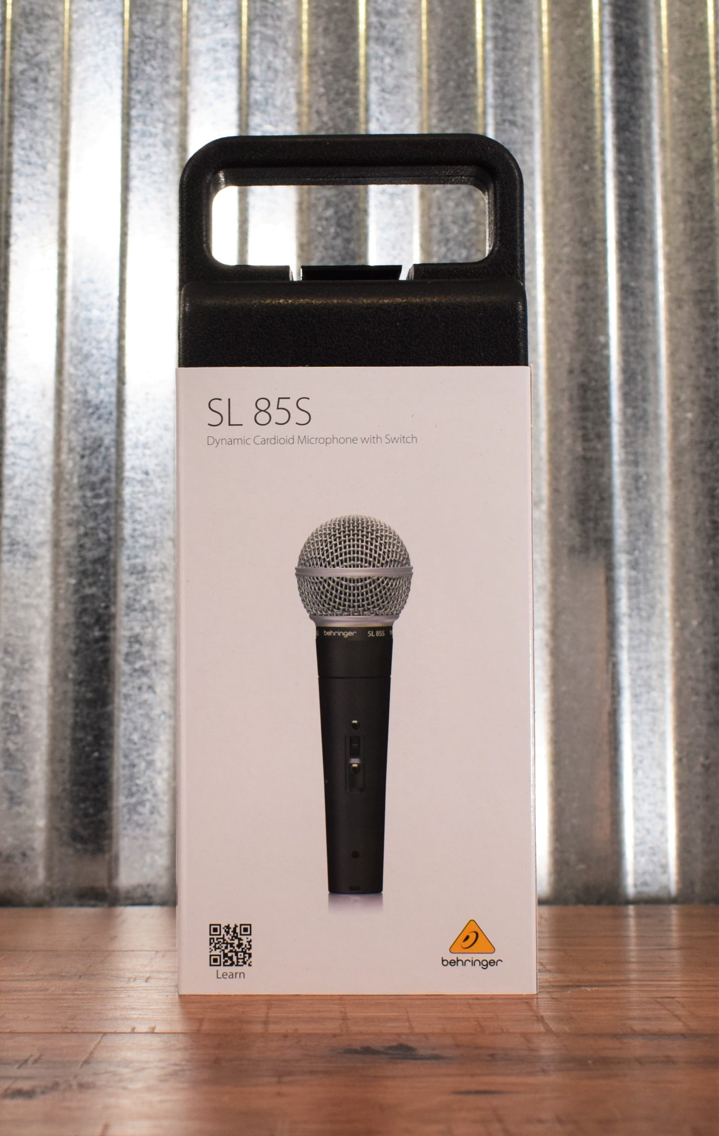 Behringer SL85S Dynamic Cardioid Microphone & Gator Tripod Boom Stand & XLR Cable Bundle