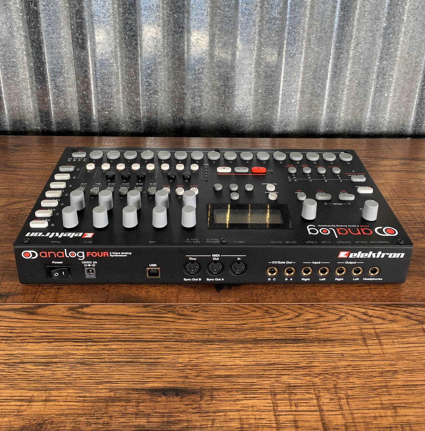 Elektron Analog Four 4 Voice Polyphonic Tabletop Synthesizer Used