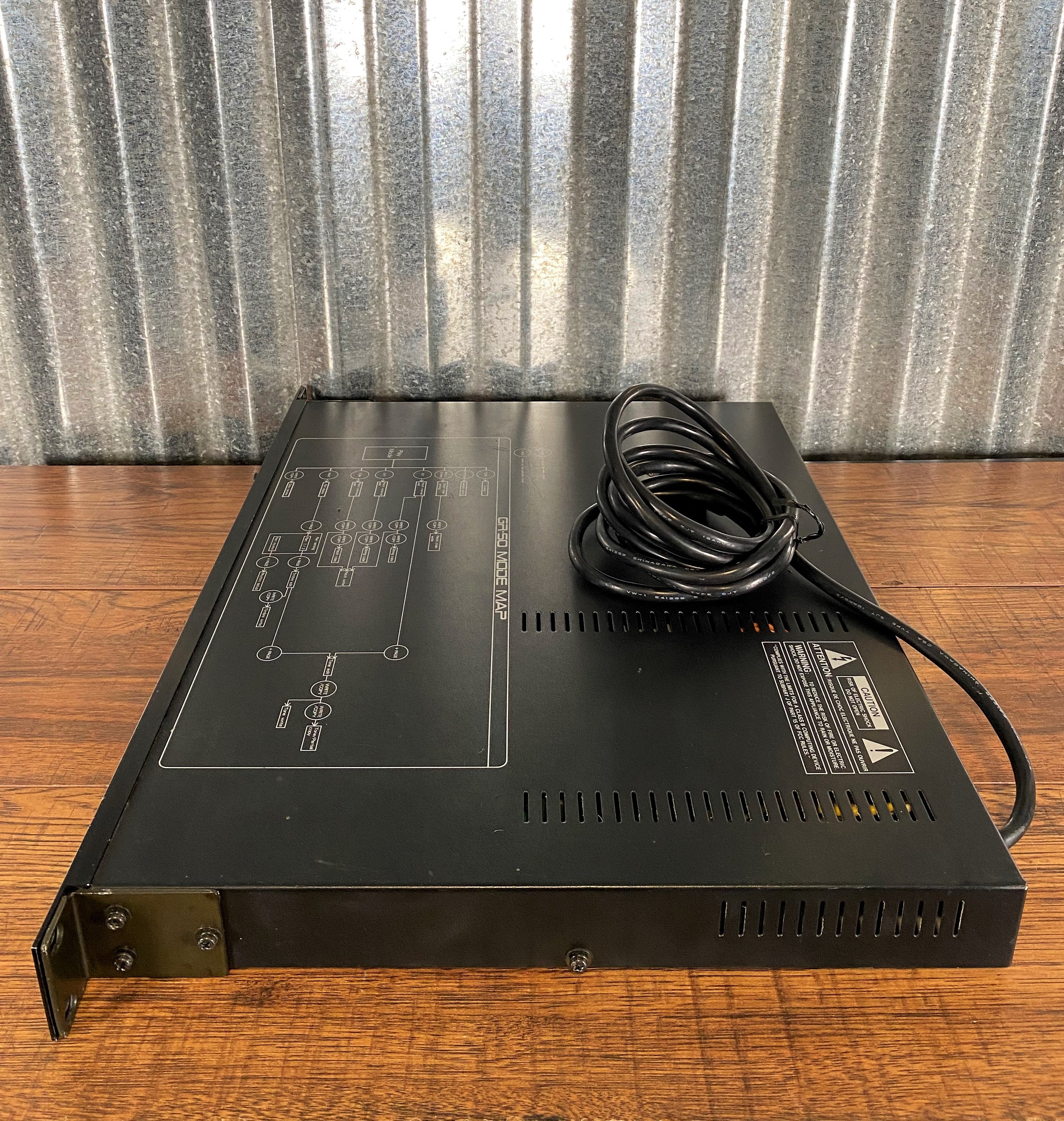 Roland GR-50 Guitar Synthesizer Effect Rackmount Used