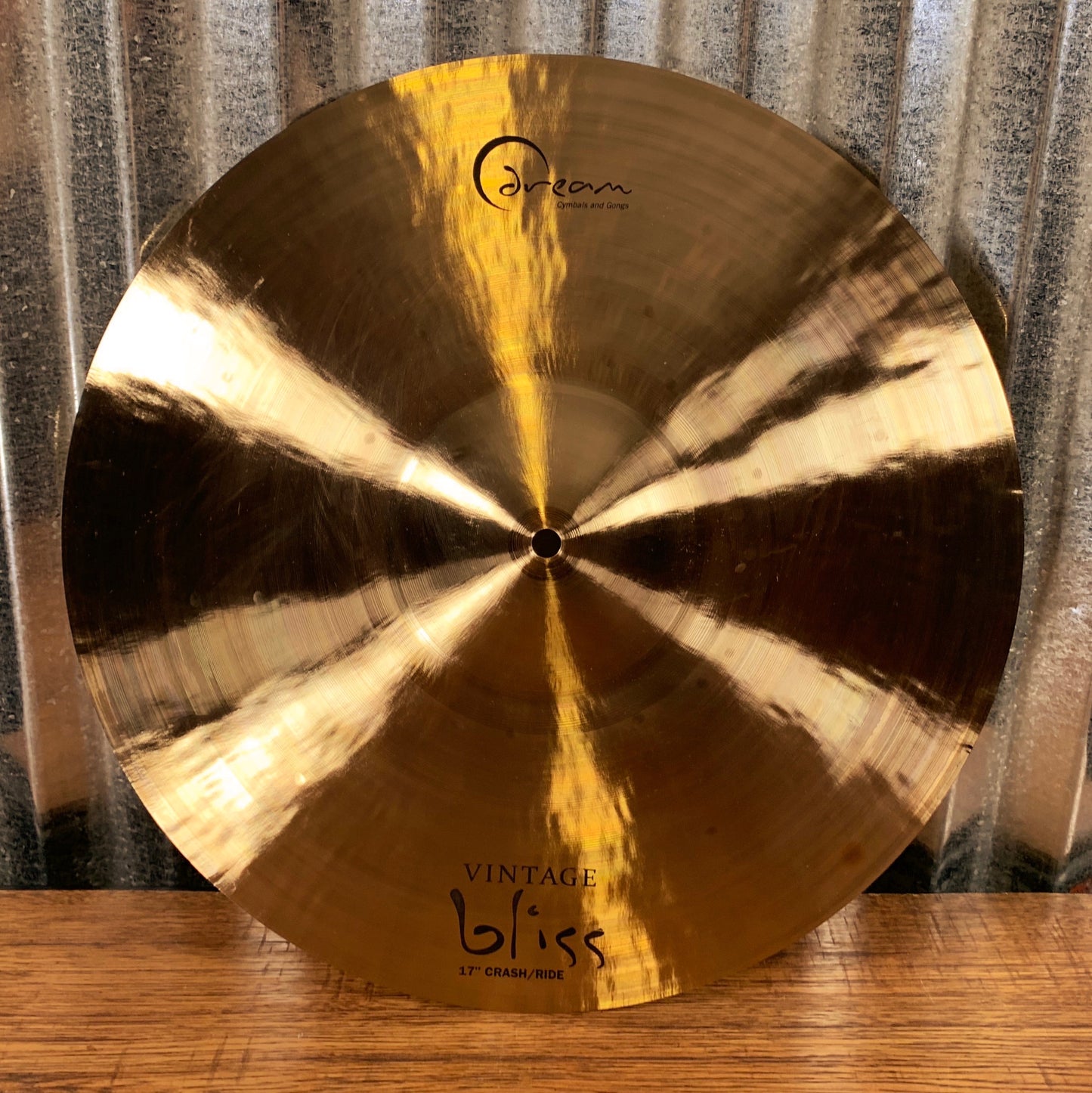 Dream Cymbals VBCRRI17 Vintage Bliss Hand Forged & Hammered 17" Crash Ride Demo