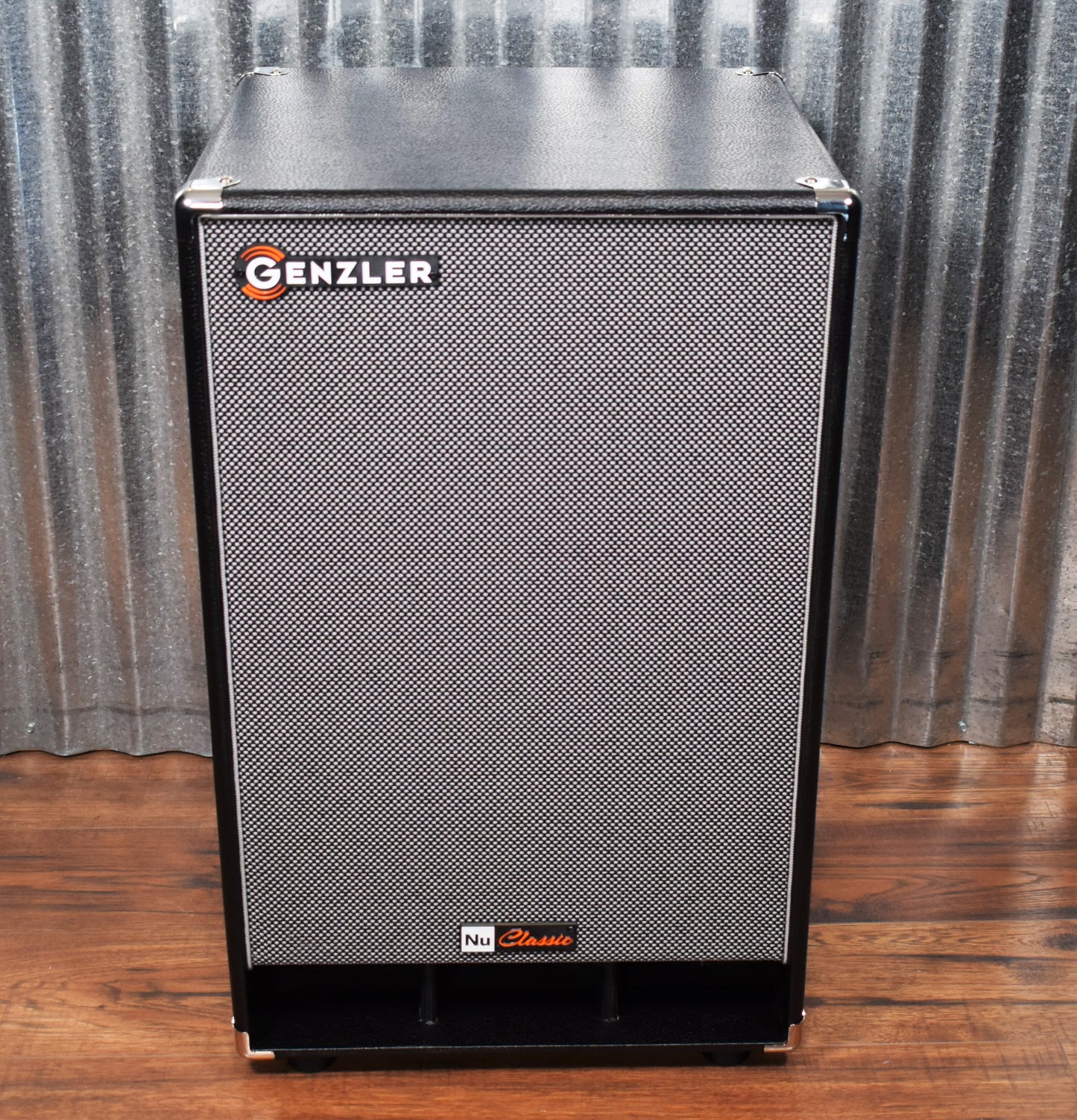 Genzler NC-210T NU CLASSIC 2x10” & Tweeter 500 Watt 8 ohm Bass Amplifier Speaker Cabinet Demo