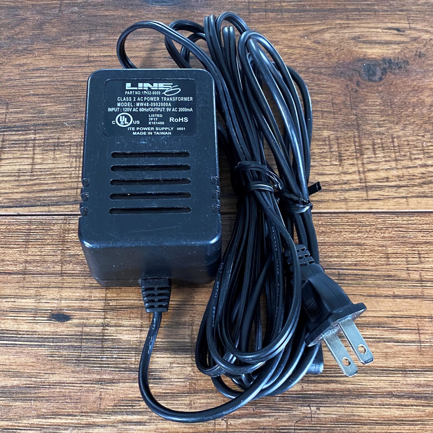 Line 6 Pod 2.0 Guitar Multi Effect & Amp Modeler Used