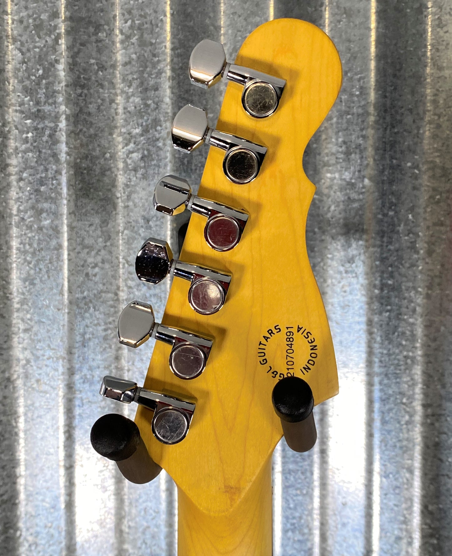 G&L Tribute Legacy 3 Tone Sunburst Left Hand Guitar Blem #4891