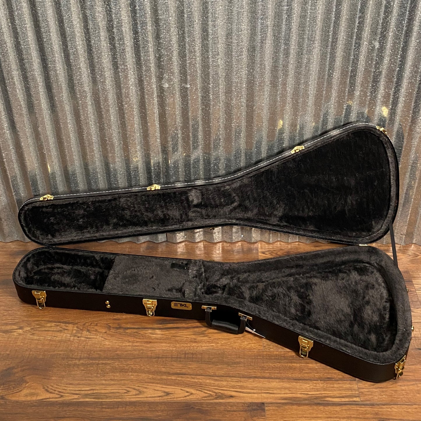 TKL Cases 7833 Premier Shaped Flying V Style Guitar Hardshell Case