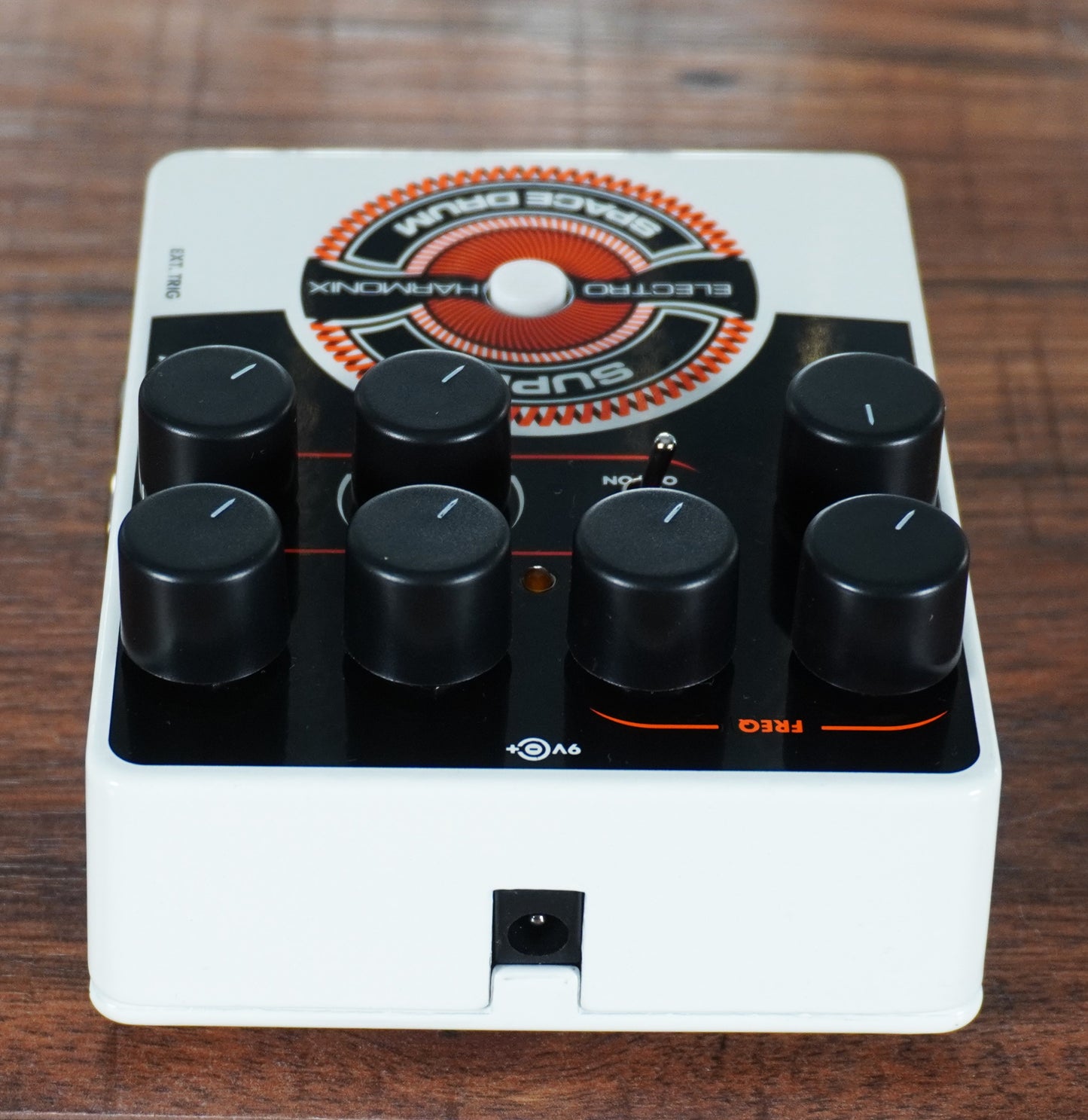 Electro-Harmonix EHX Super Space Drum Analog Drum Synthesizer Guitar Keyboard Effect Pedal