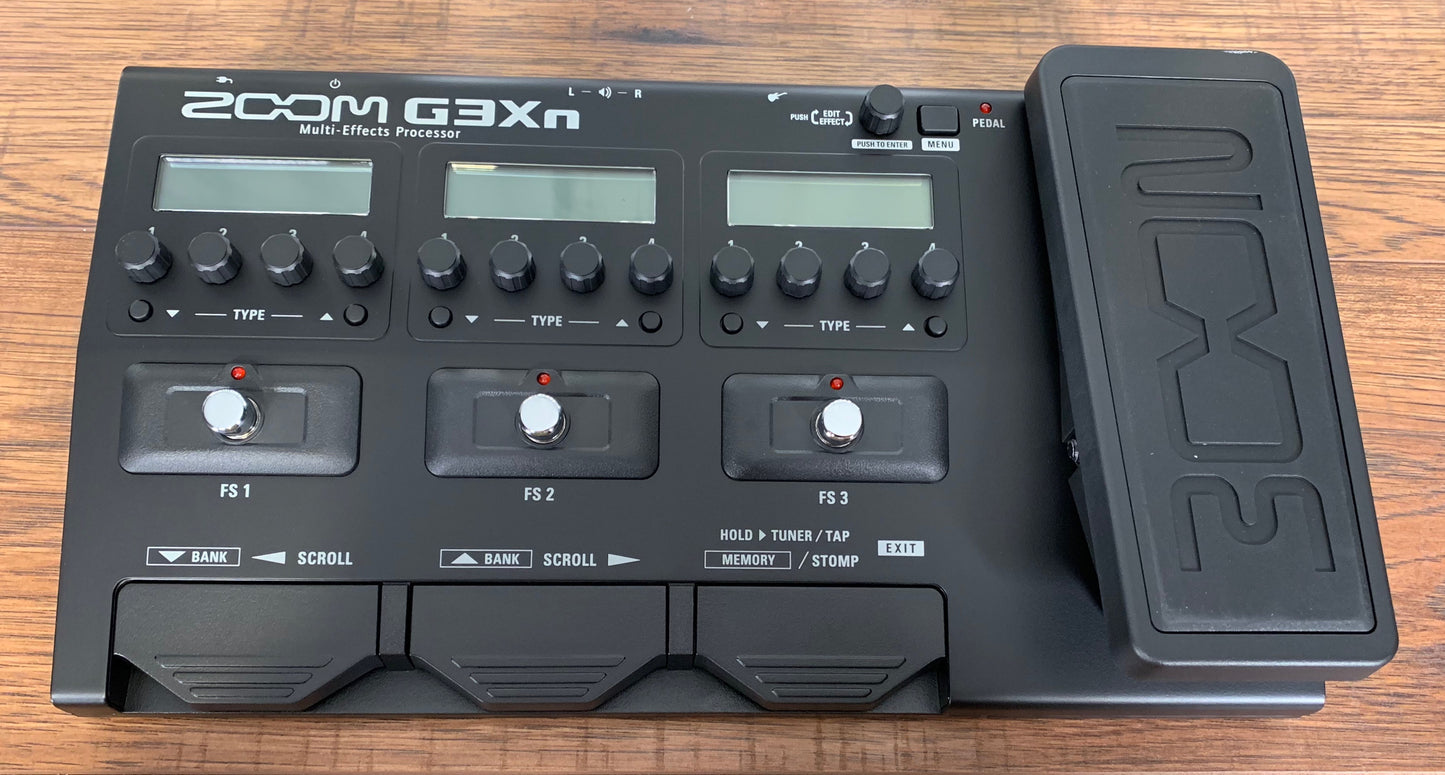 Zoom G3Xn Multi-Effect Processor & Expression Guitar Effect Pedal