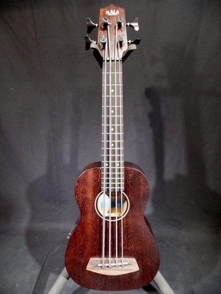 Kala RUMBLER U-Bass UBASS-RMBL-FS Fretted Acoustic Ukulele Bass Guitar