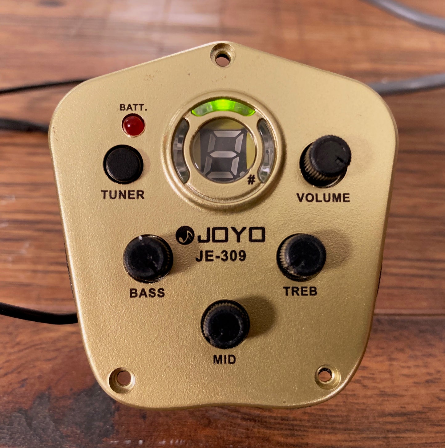 Joyo JE-309 3 Band EQ Digital Tuner On Board Acoustic Guitar Instrument Preamp