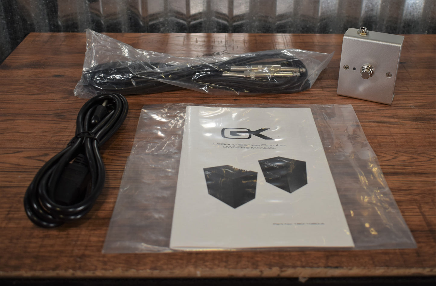 Gallien-Krueger GK Legacy 112 500 Watt 1x12" Ultralight Bass Combo Amplifier with Overdrive