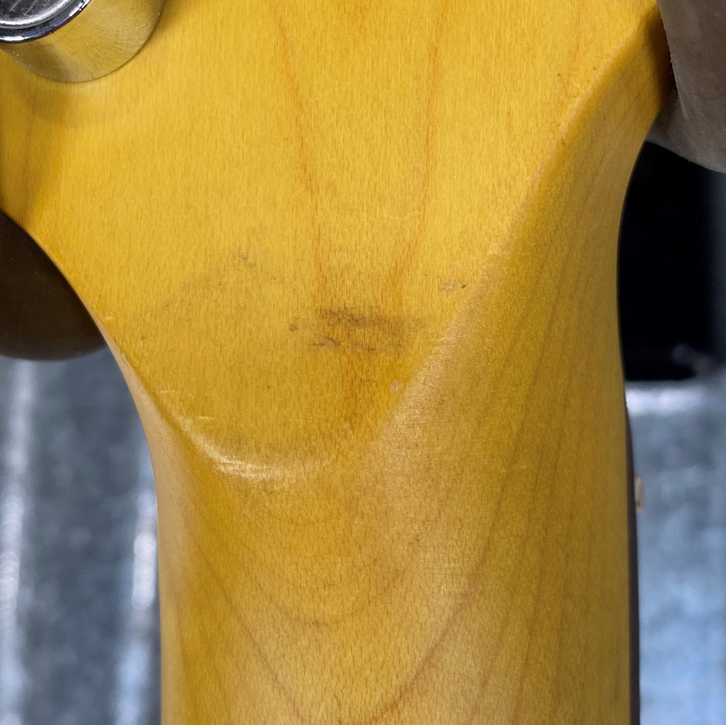 G&L Tribute Legacy 3 Tone Sunburst Left Hand Guitar Blem #4891