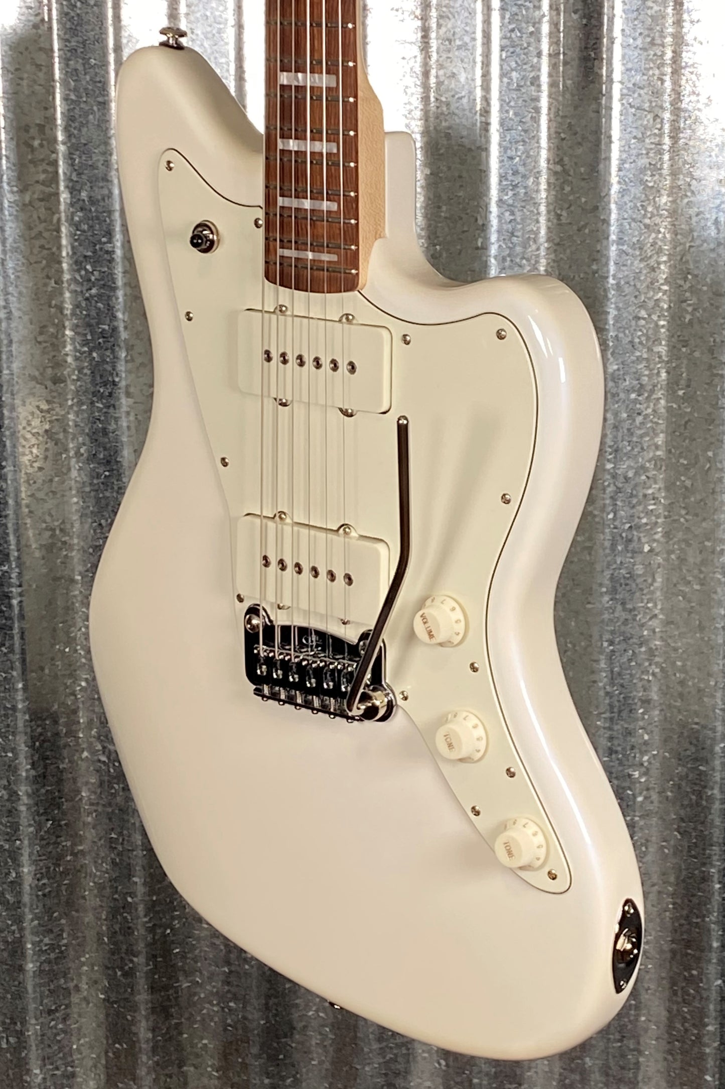G&L USA Doheny Pearl White Guitar & Case #7259
