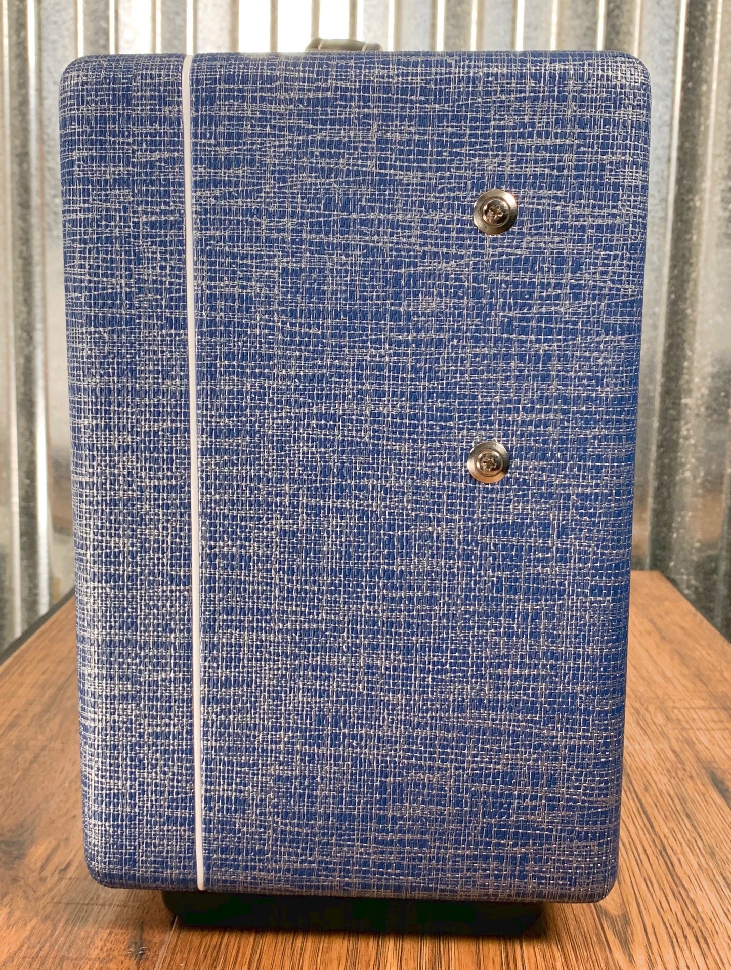 Supro 1605R Reverb 8" 5 Watt All Tube Guitar Amplifier Combo Demo