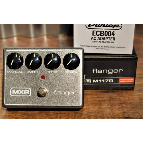 Dunlop MXR M117R Flanger Guitar Effect Pedal & Power Supply B Stock