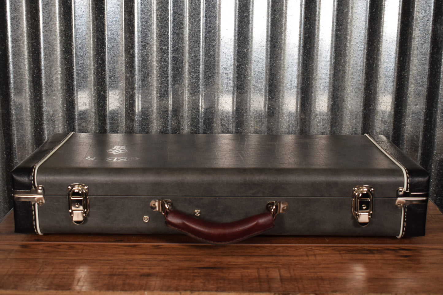 Weber WBI-SAPRA F Style Rectangular Soprano Mandolin Hardshell Case