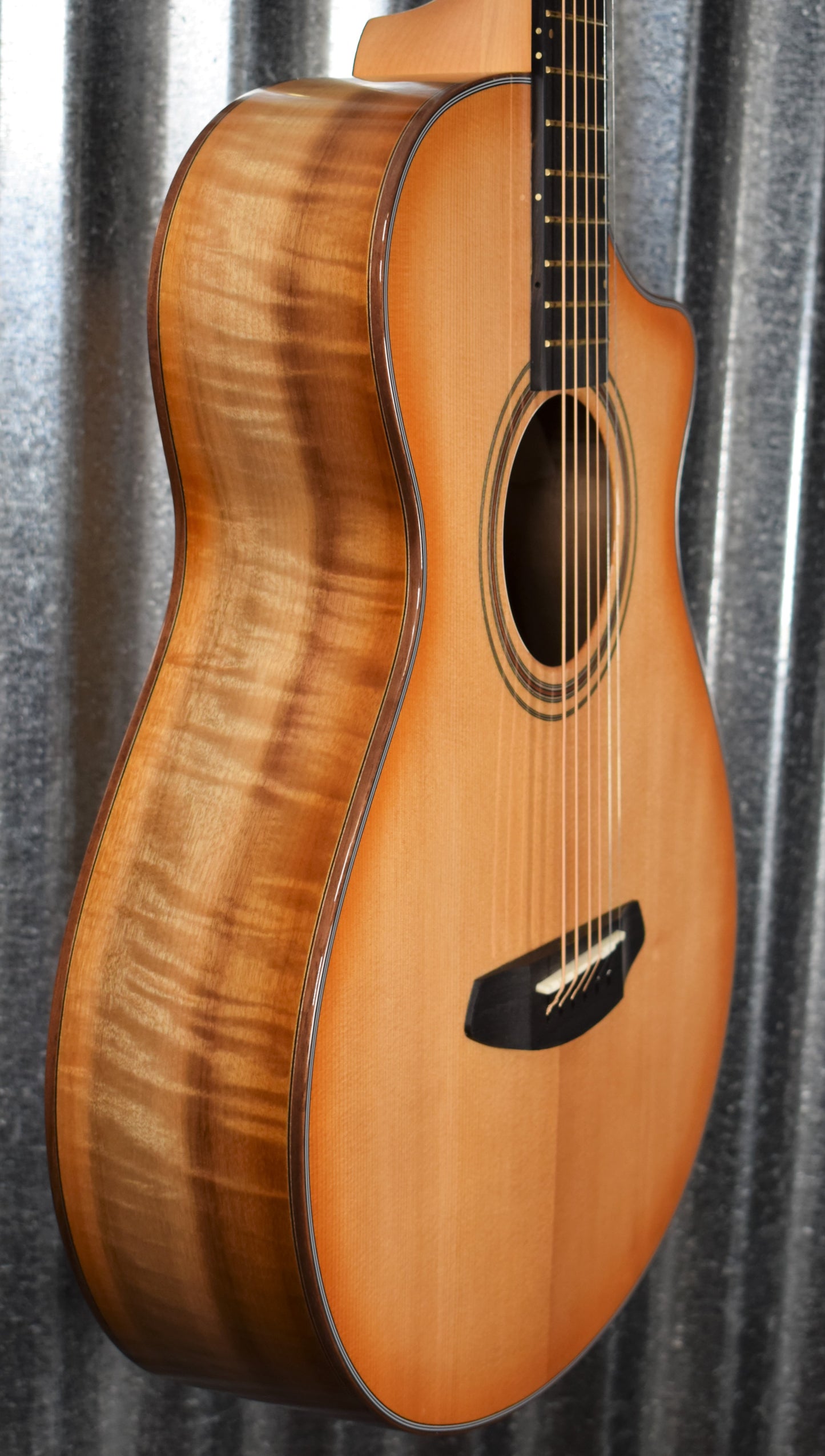 Breedlove Artista Concertina Natural Shadow CE Myrtlewood Acoustic Electric Guitar B Stock #2781