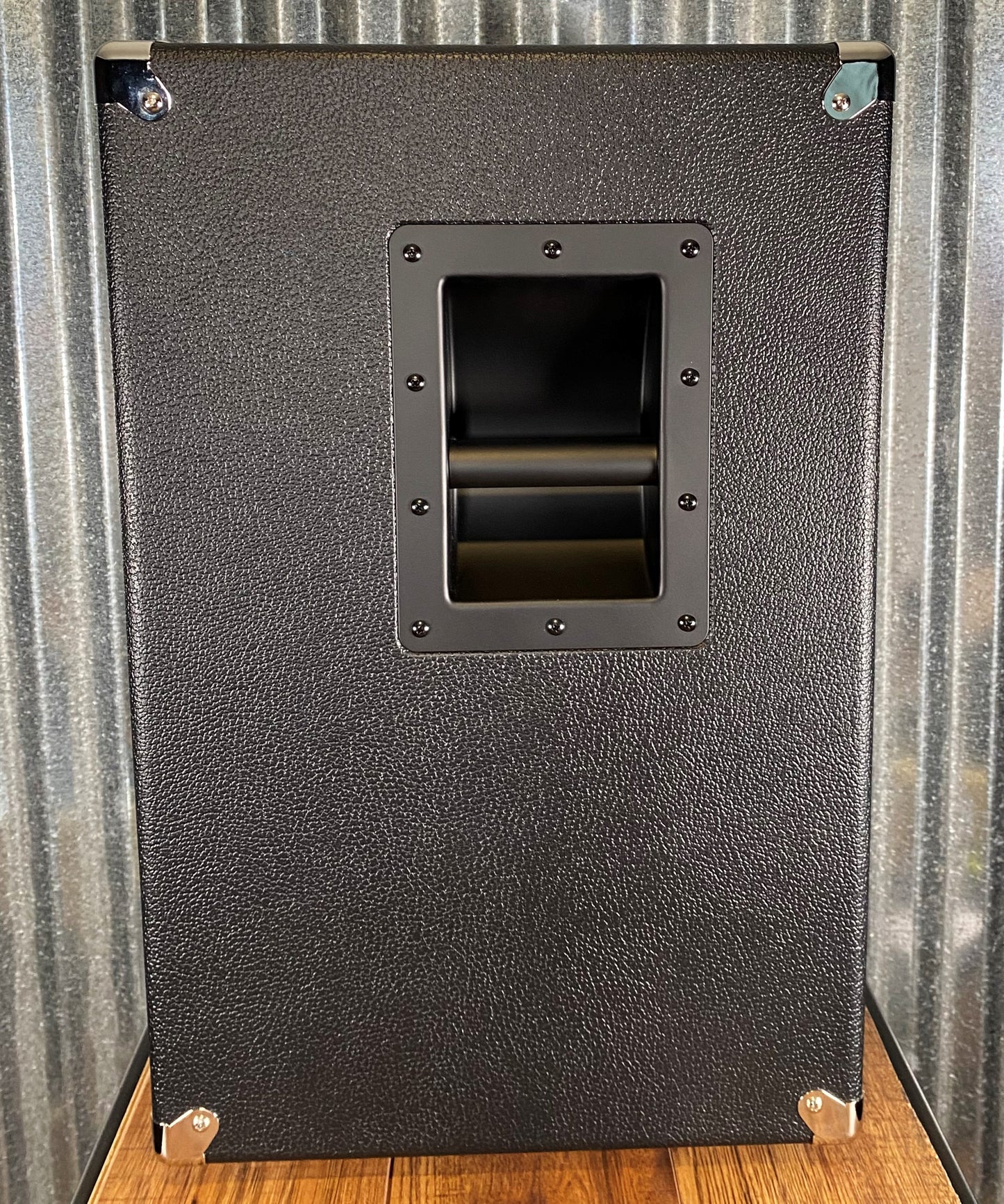 Genzler NC-115T NU CLASSIC 115T 1x15 & Tweeter 400 Watt 8 Ohm Bass Amplifier Speaker Cabinet Demo