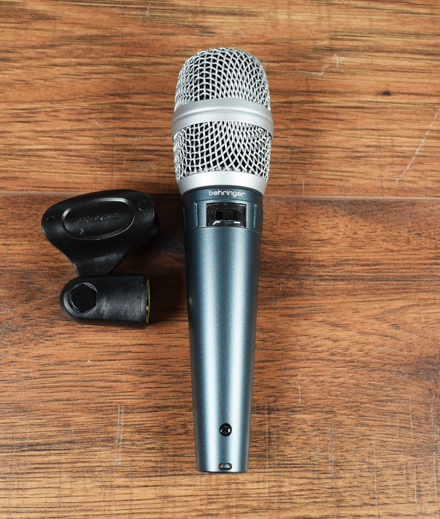 Behringer SB78A Cardioid Condenser Microphone & Gator Tripod Boom Stand & XLR Cable