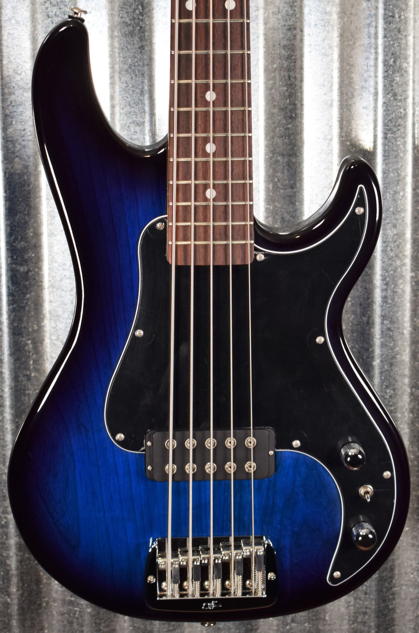 G&L USA Kiloton 5 String Bass Blueburst & Case 2020 #0174