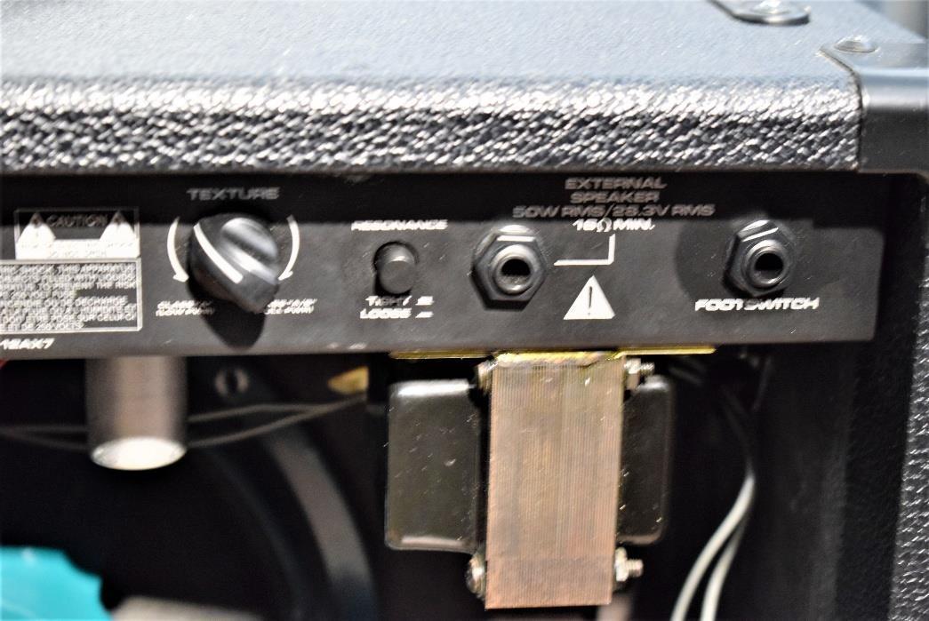 Peavey ValveKing 112 VK112 50 Watt 12" Tube Guitar Combo Amplifier