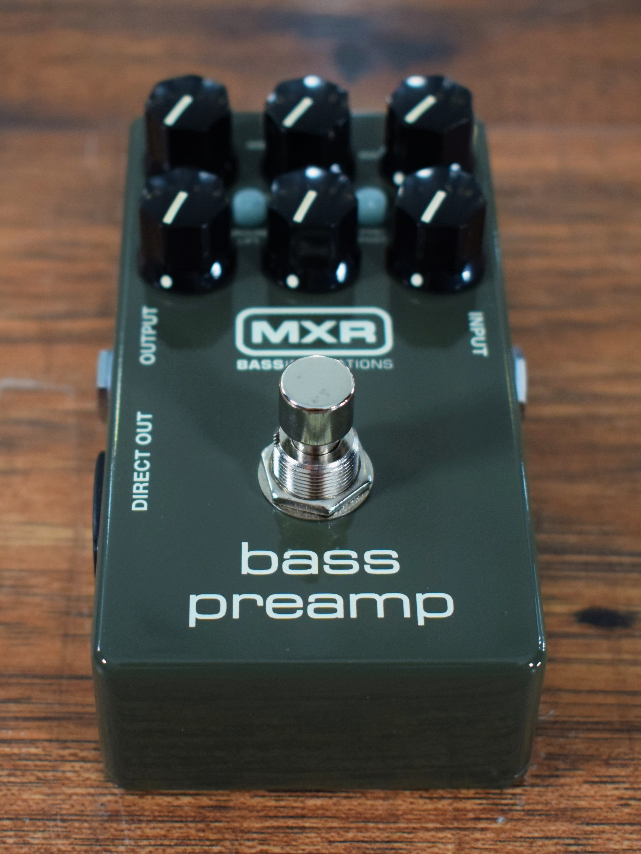 Dunlop MXR M81 Bass Preamp DI Effect Pedal – Specialty Traders