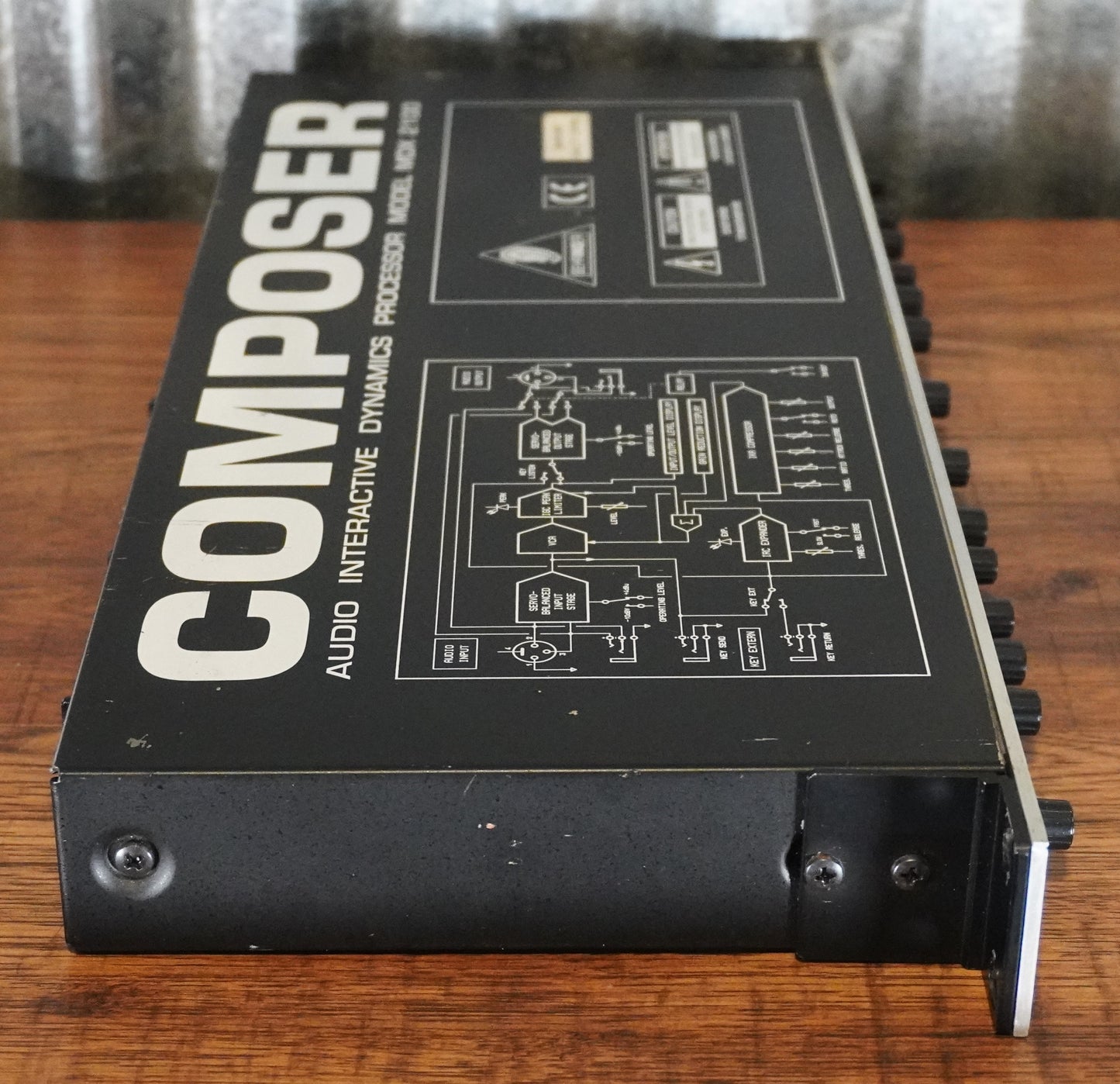 Behringer Composer MDX2100 2-Channel Compressor/Limiter/Expander/Gate Rackmount Used